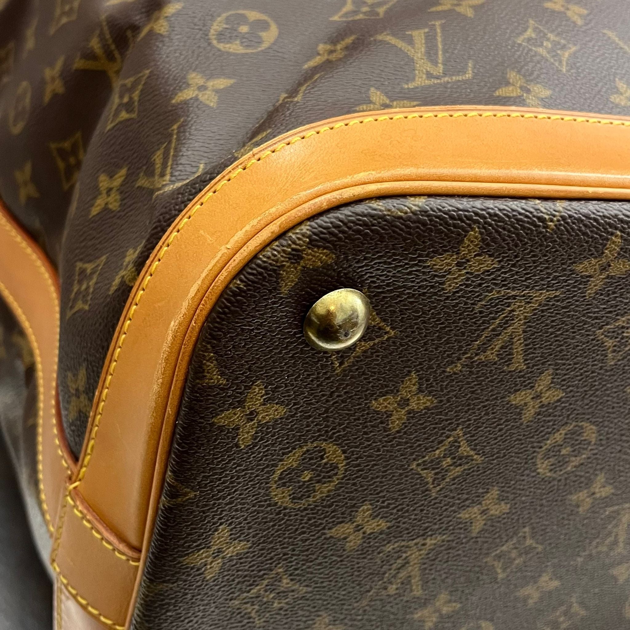 Louis Vuitton Cruiser 40 Monogram