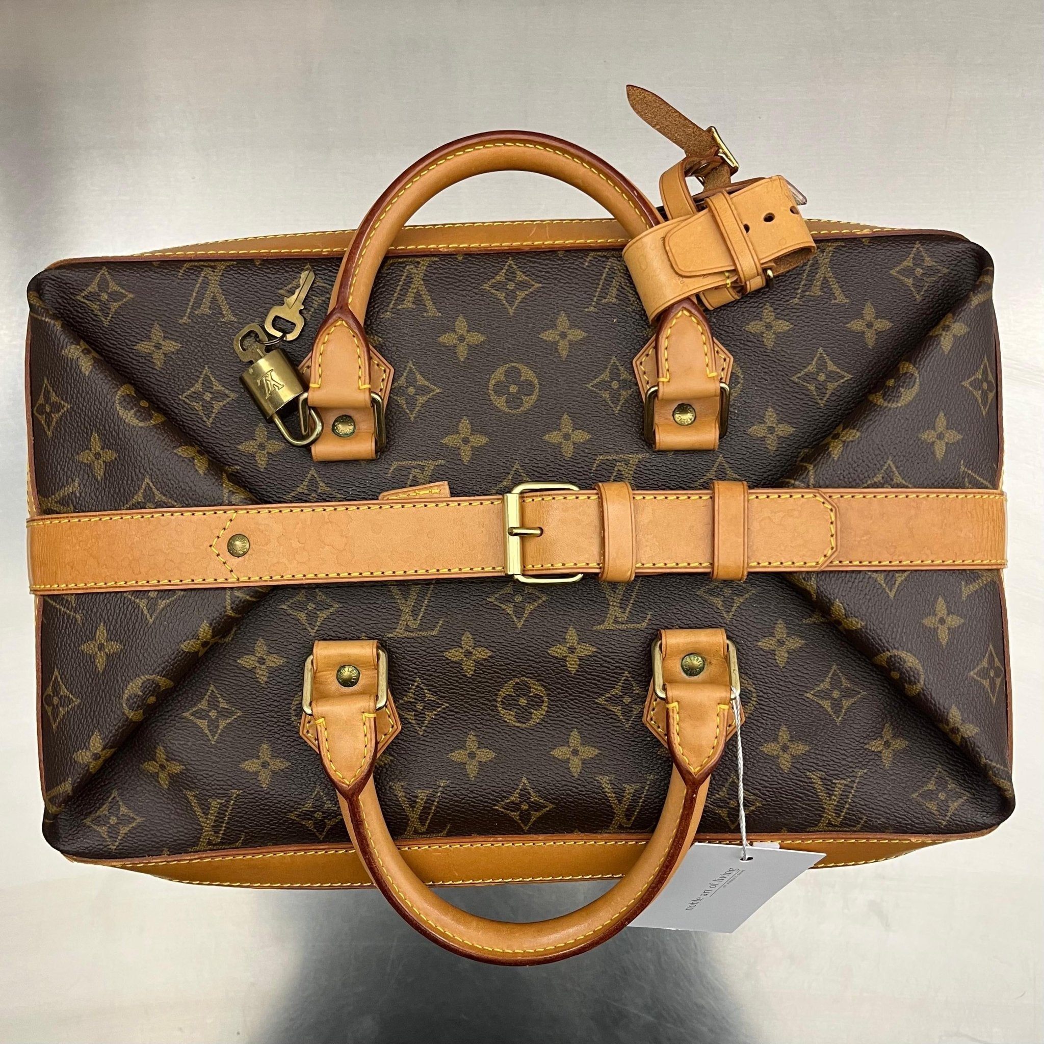Louis Vuitton Cruiser 40 Monogram