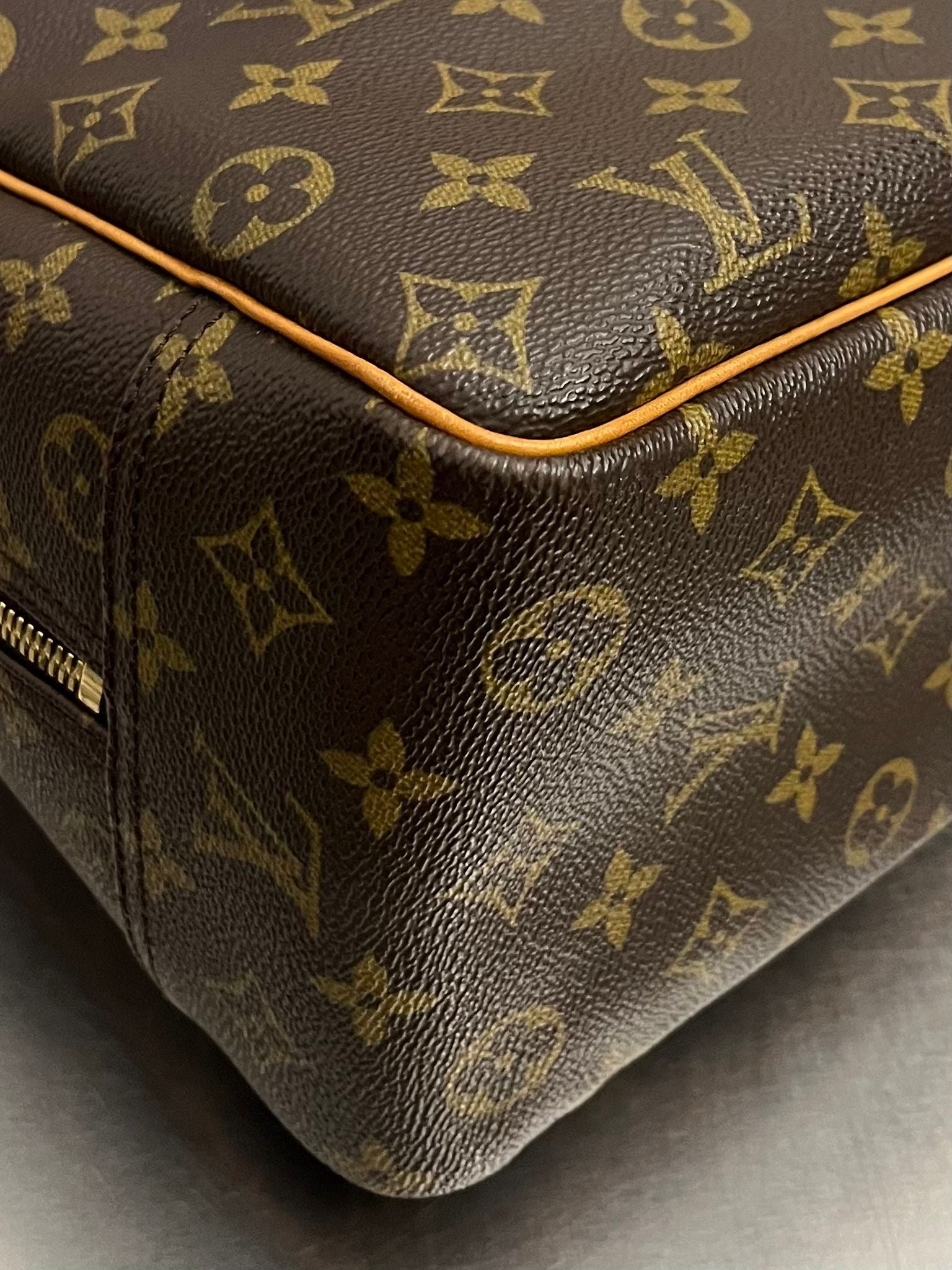 Louis Vuitton Deauville