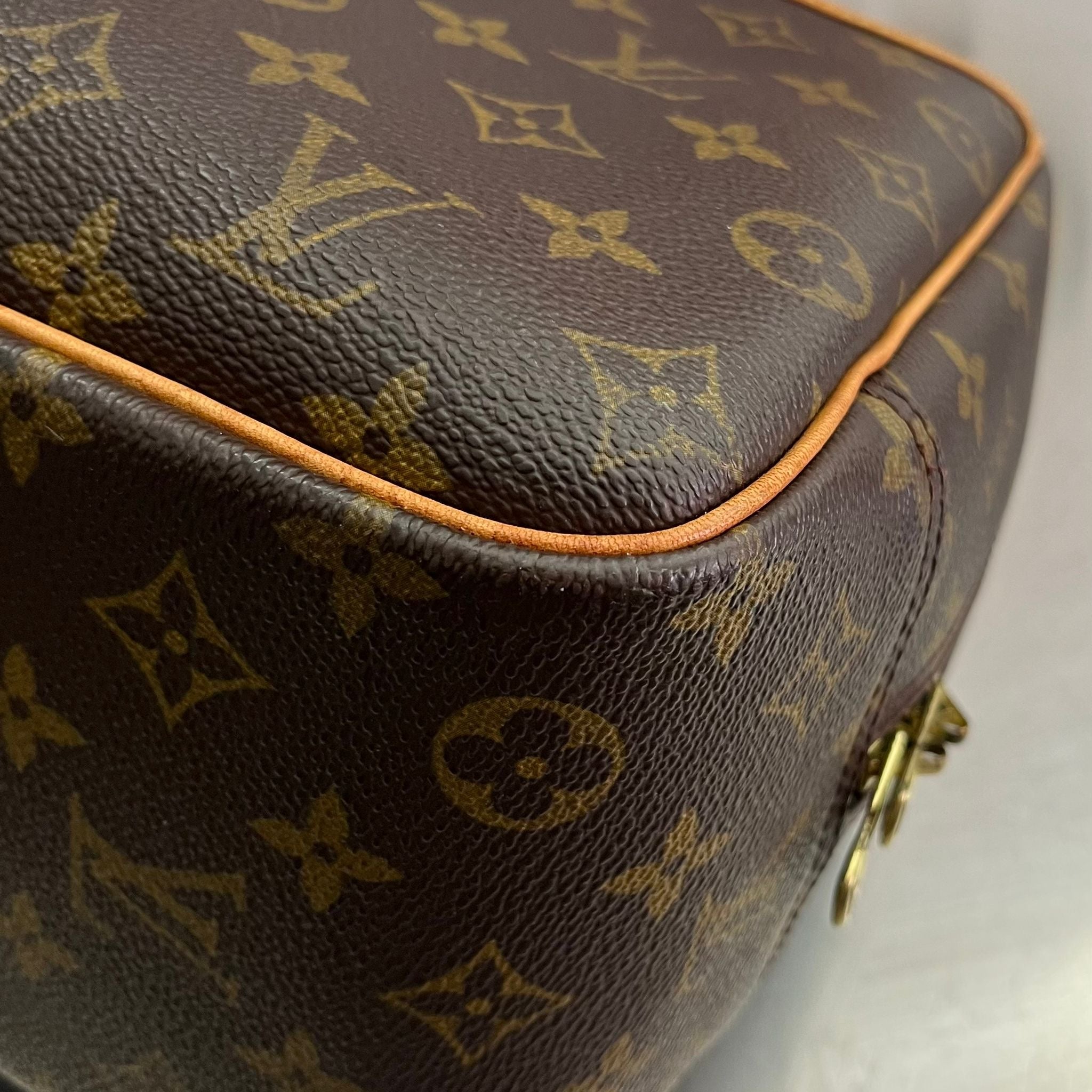 Louis Vuitton Deauville Monogram
