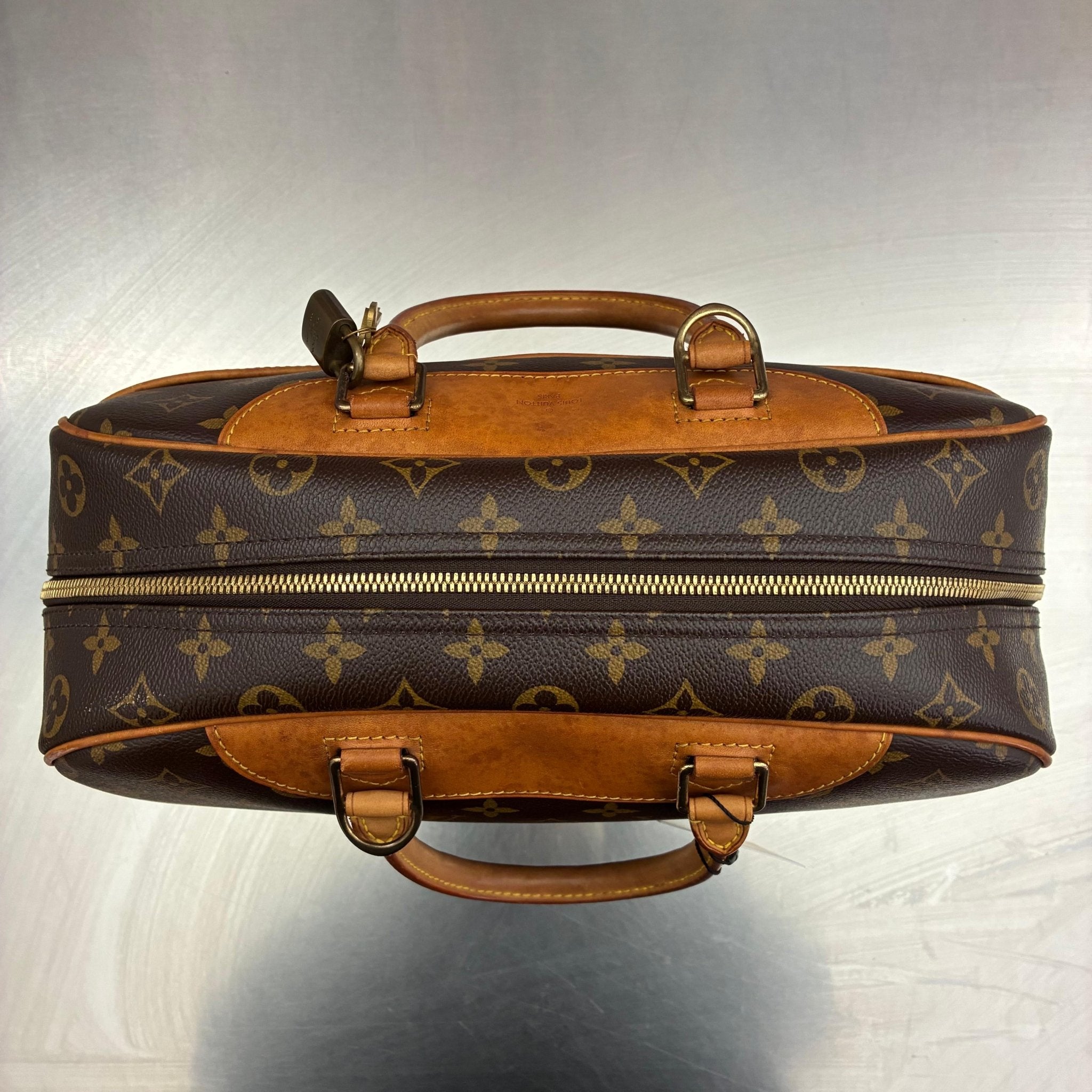 Louis Vuitton Deauville Monogram