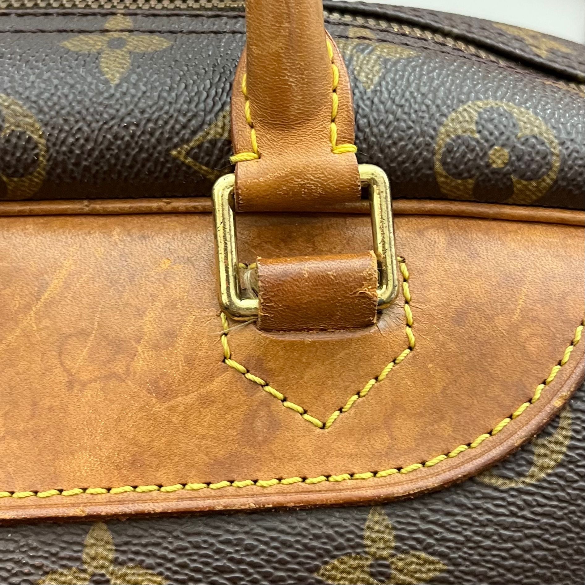 Louis Vuitton Deauville Monogram