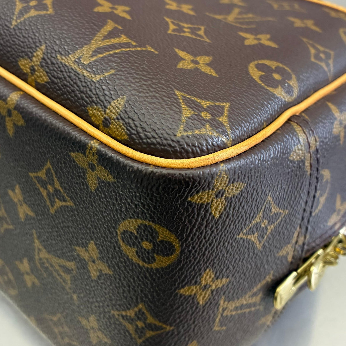 Louis Vuitton Deauville Monogram