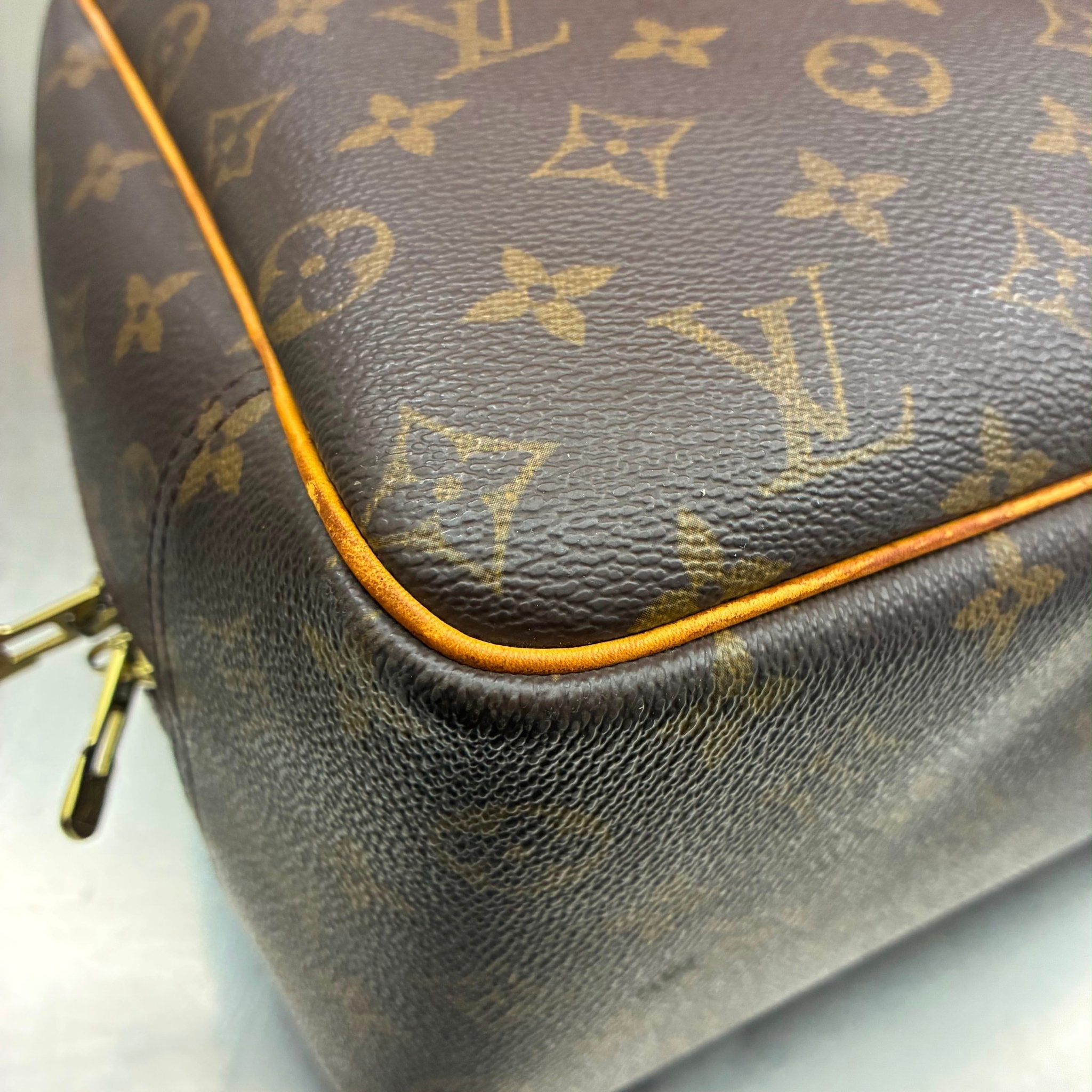 Louis Vuitton Deauville Monogram