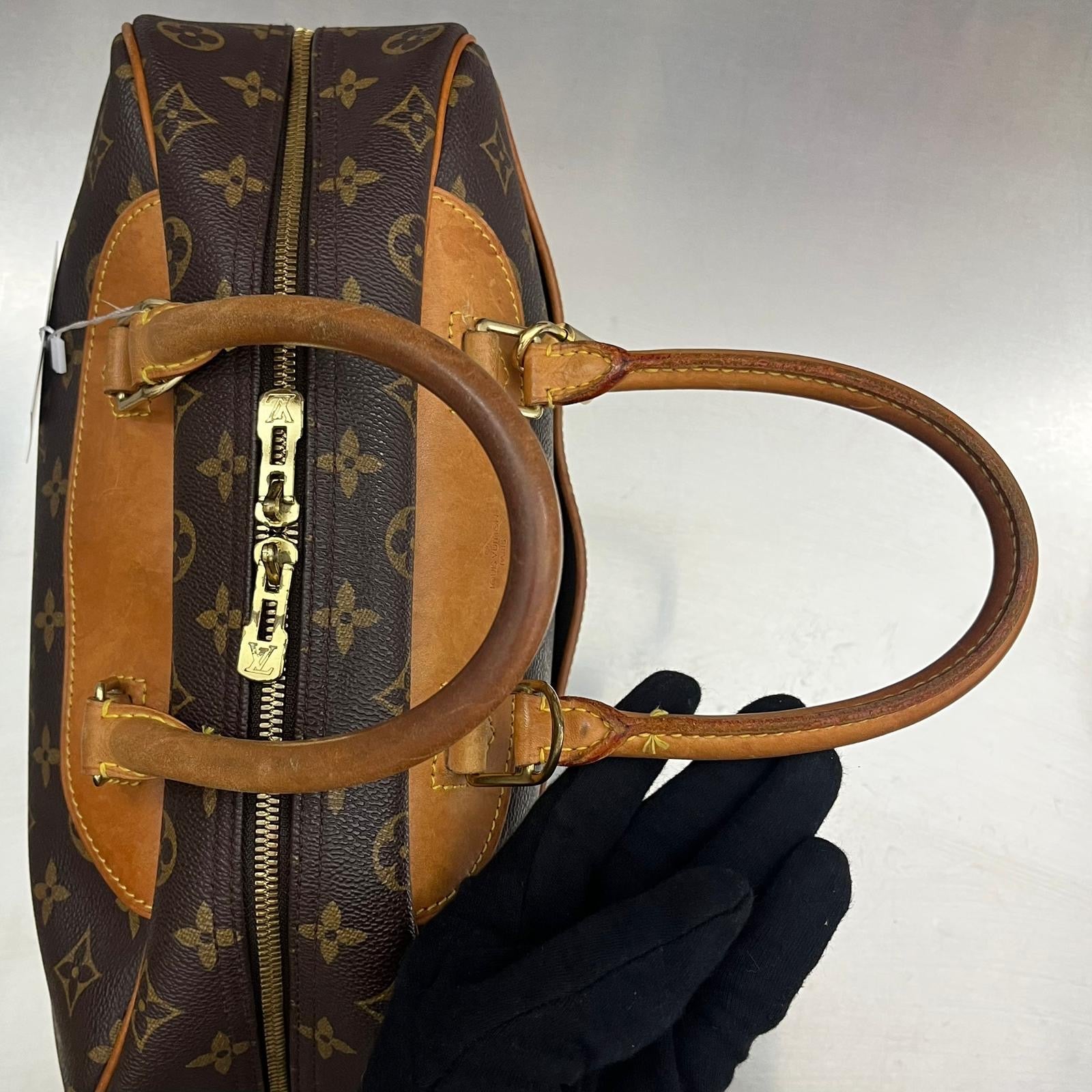 Louis Vuitton Deauville Monogram