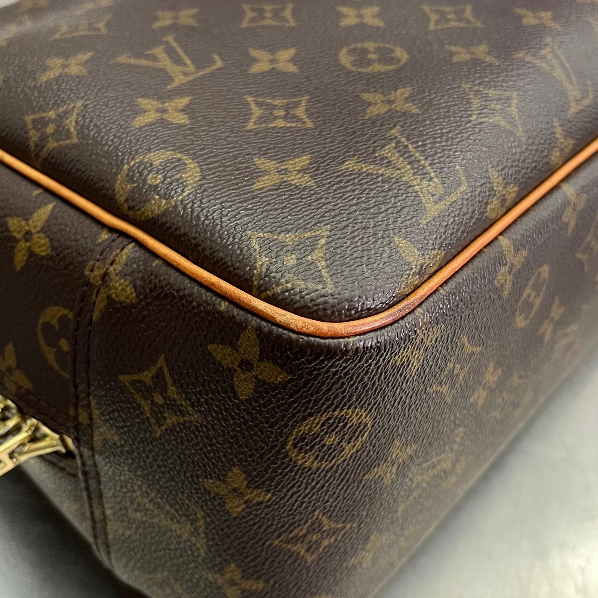 Louis Vuitton Deauville Monogram