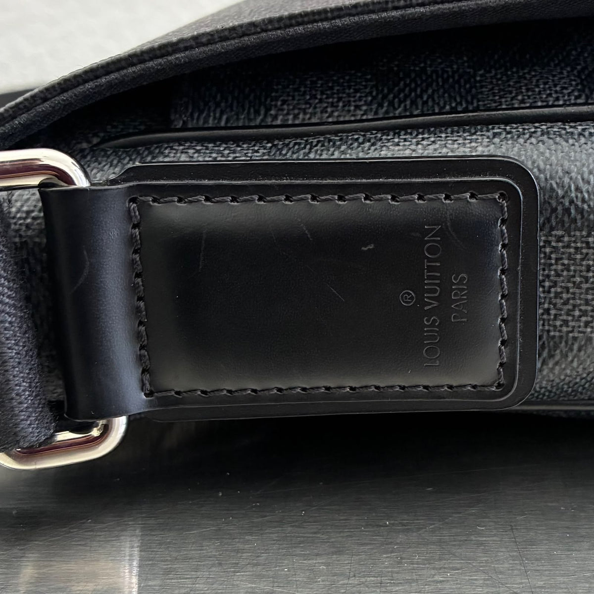 Louis Vuitton District Damier Graphite