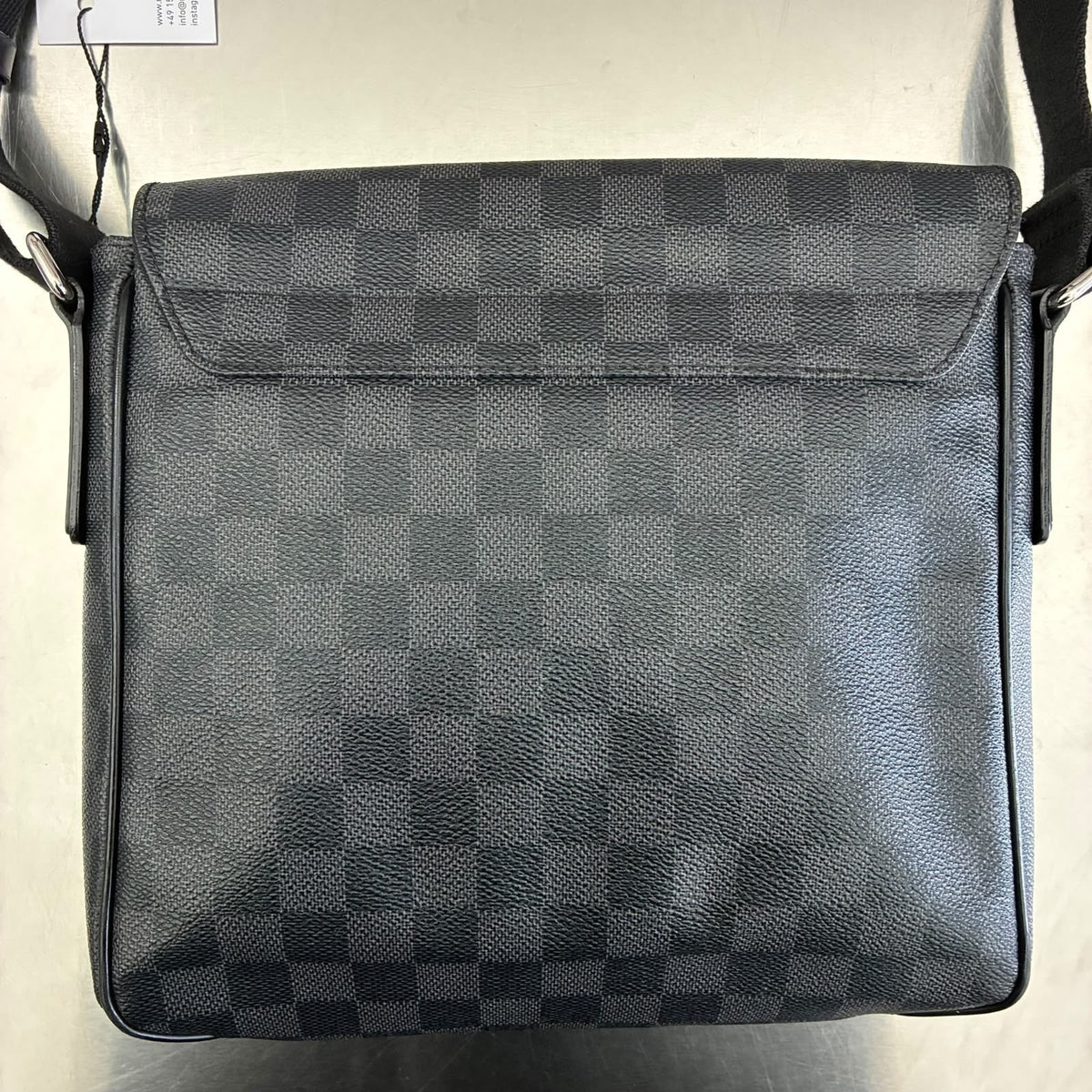 Louis Vuitton District Damier Graphite