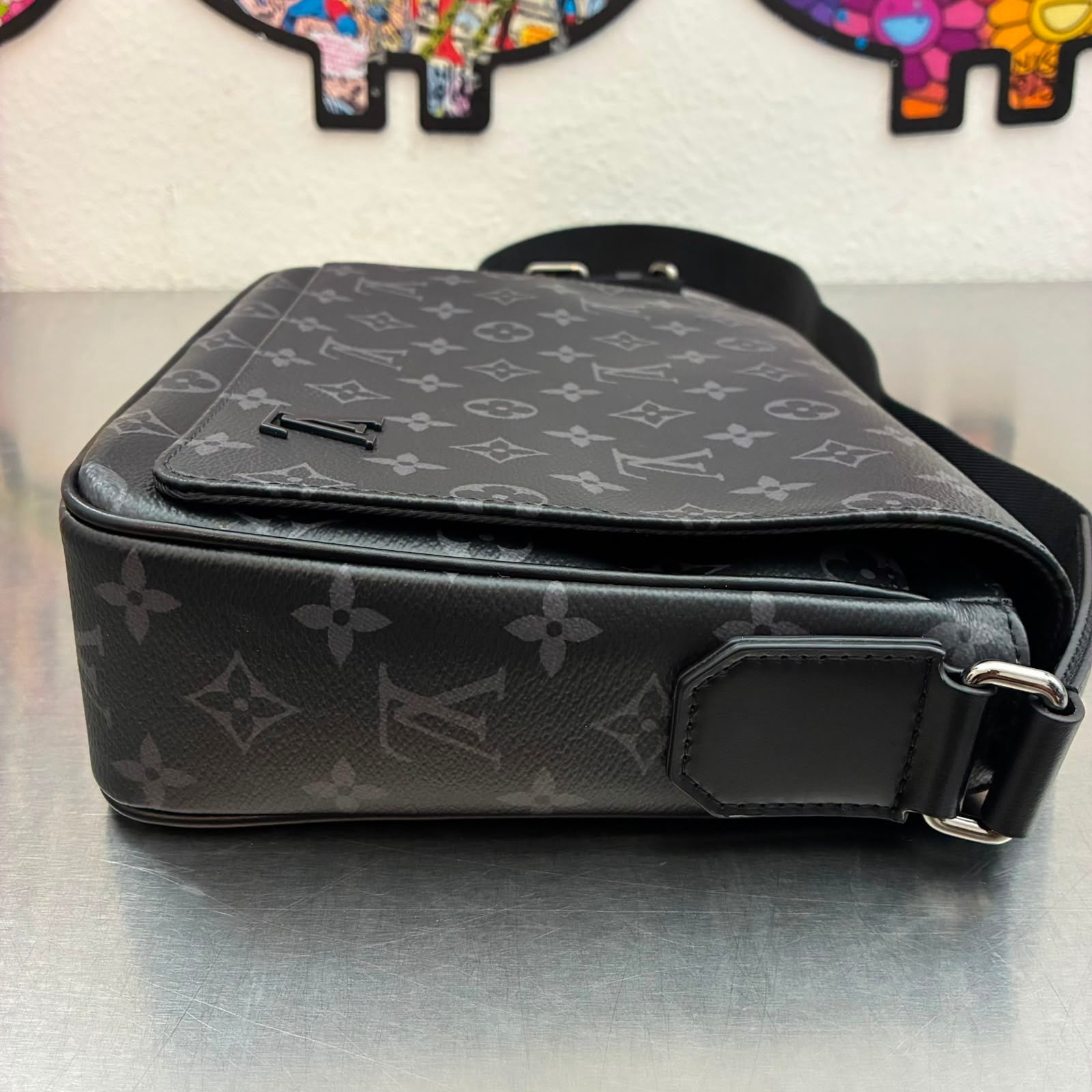 Louis Vuitton District PM Messenger Tasche