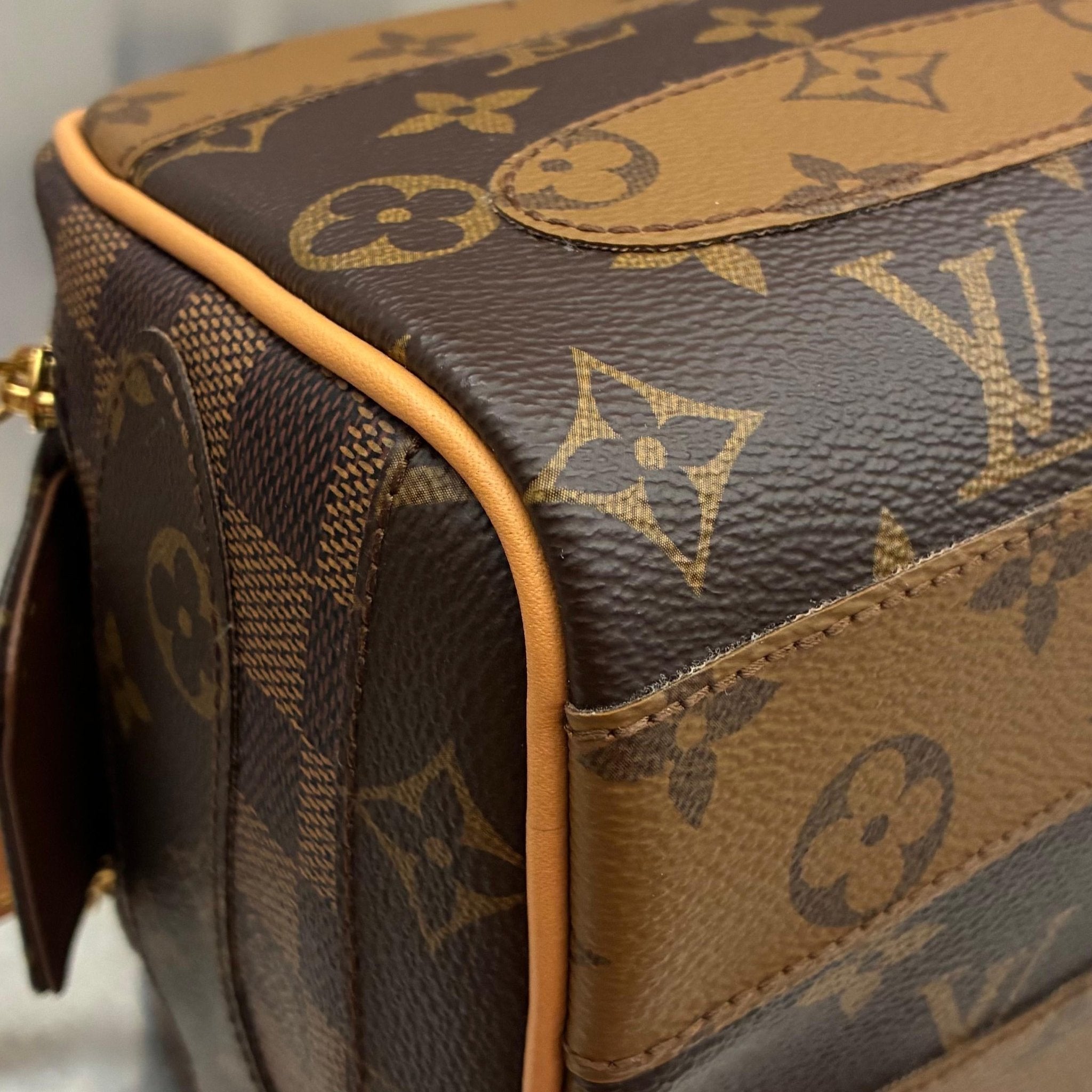 Louis Vuitton Fashion Show Dopp Kit