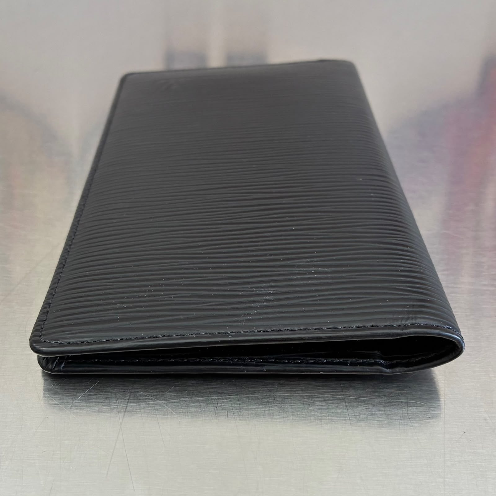 Louis Vuitton Geldbörse / Agenda Epi