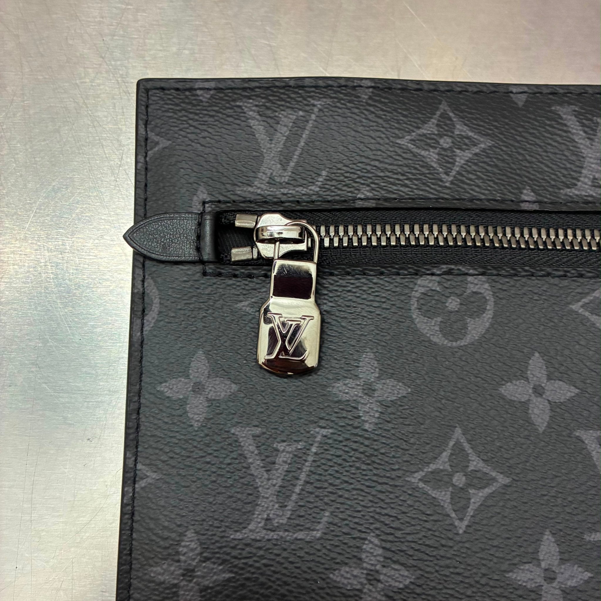 Louis Vuitton Grand Sac Tote Monogram Eclipse