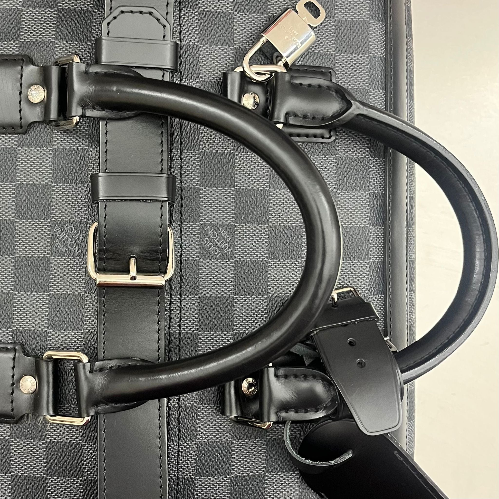 Louis Vuitton Grimo 40 Damier Graphite