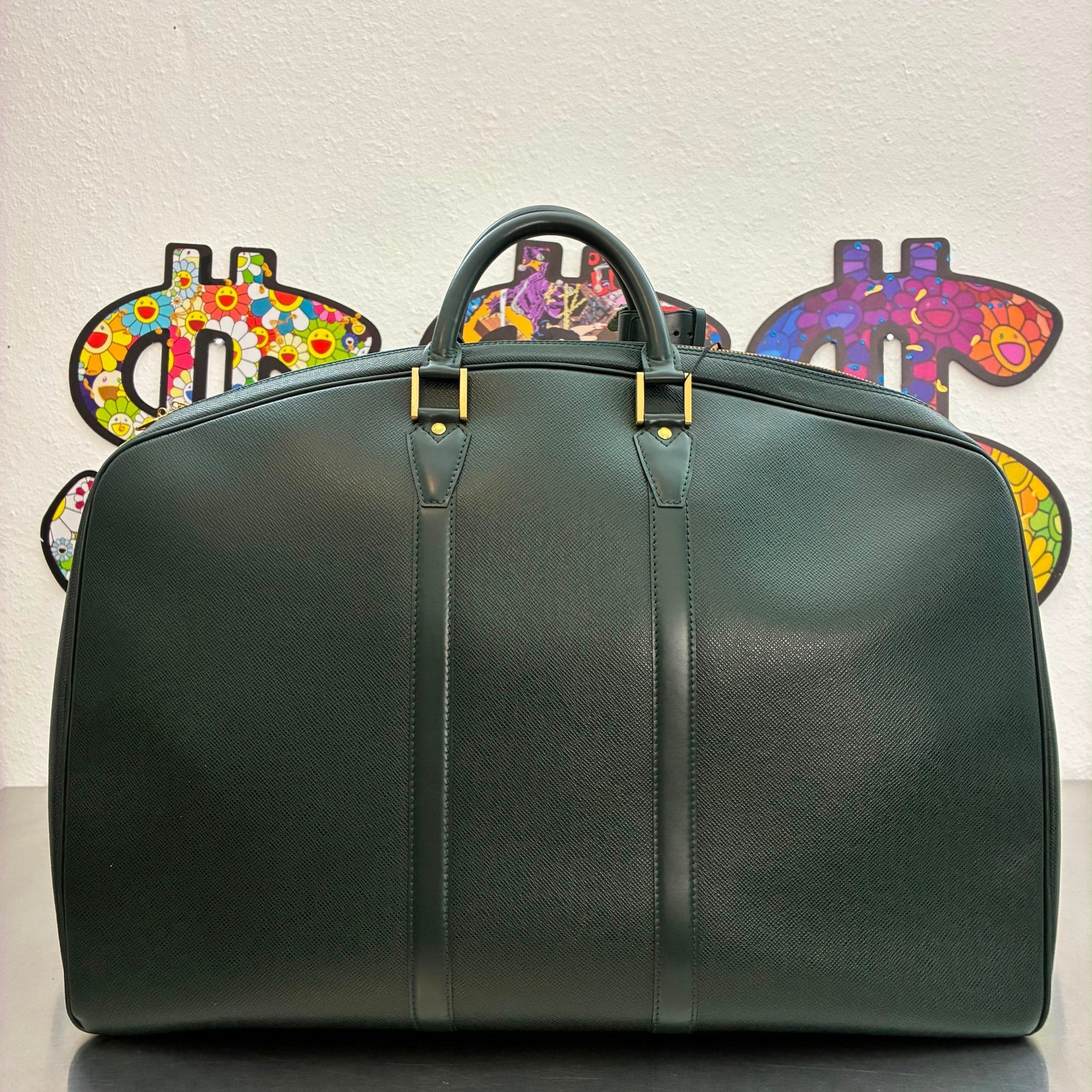 Louis Vuitton Helanga Taiga