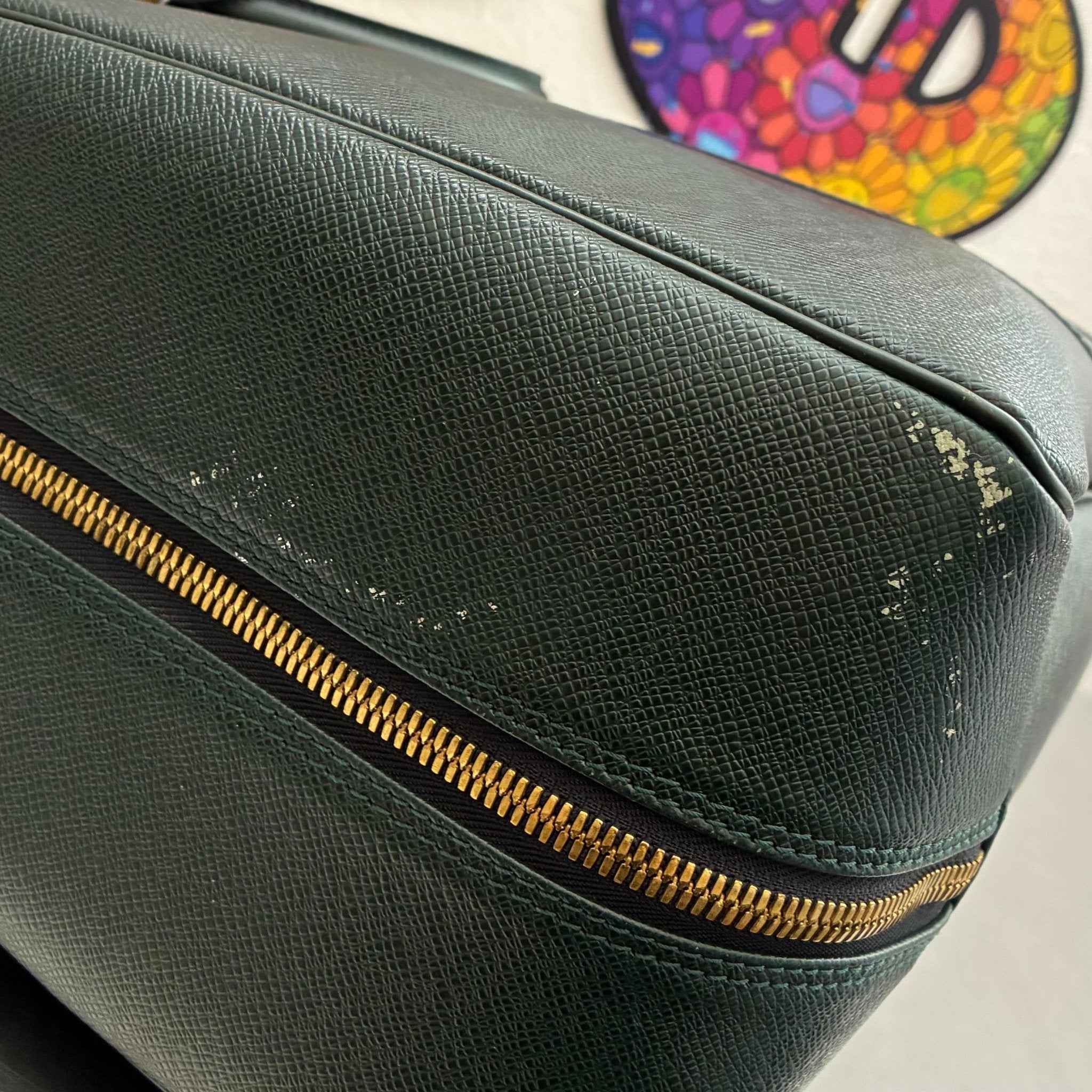 Louis Vuitton Helanga Taiga