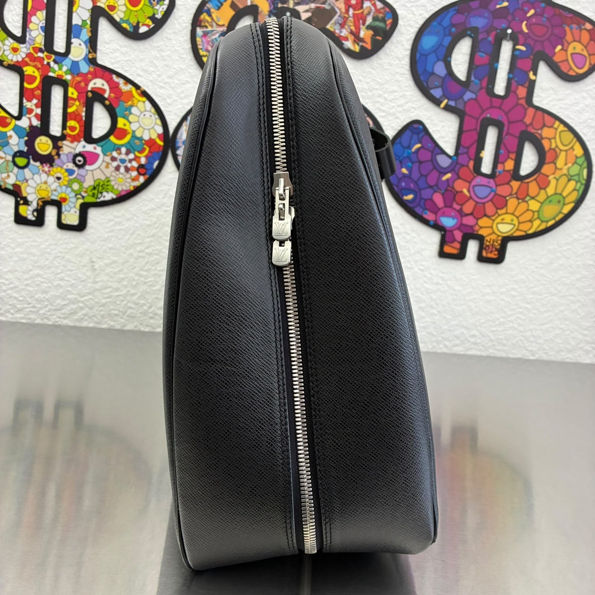 Louis Vuitton Helenga Taiga