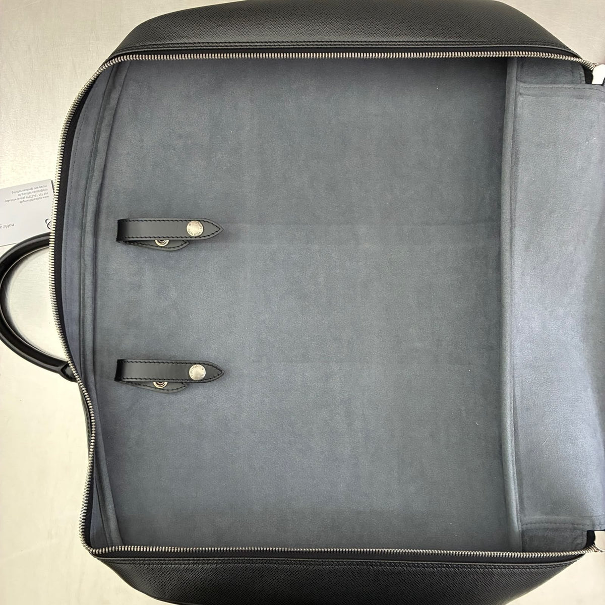 Louis Vuitton Helenga Taiga