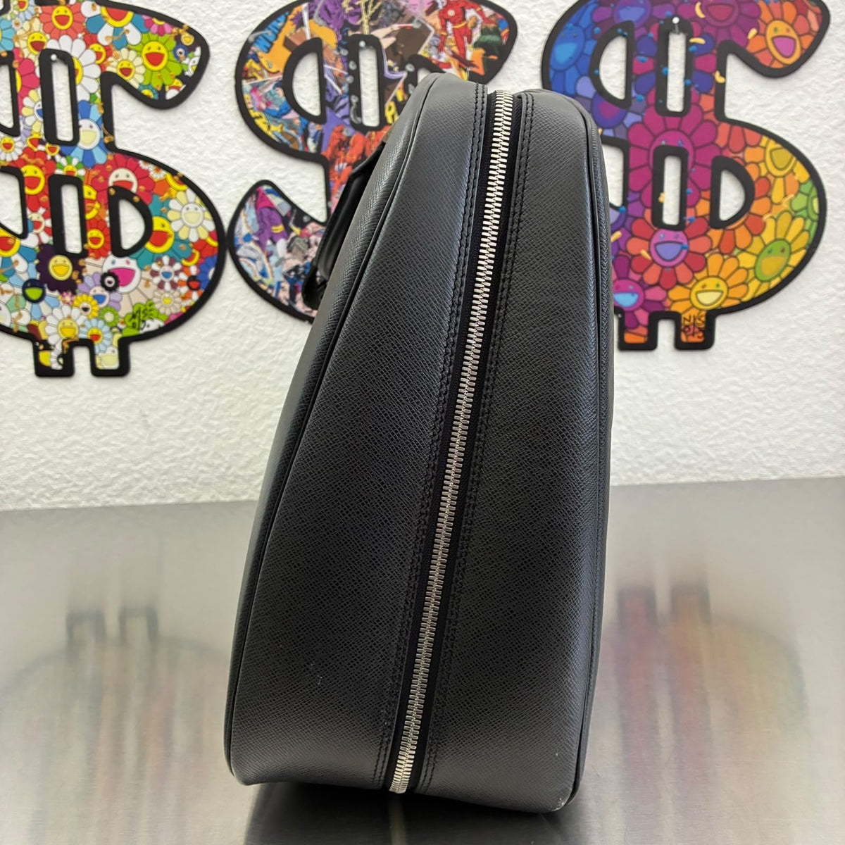 Louis Vuitton Helenga Taiga