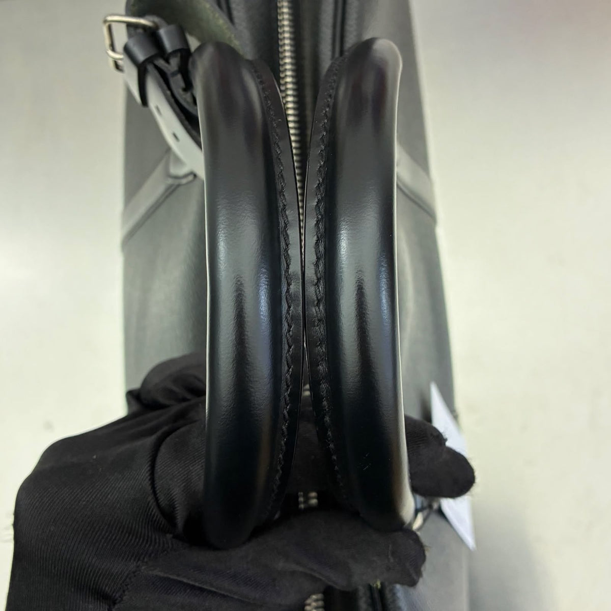Louis Vuitton Helenga Taiga