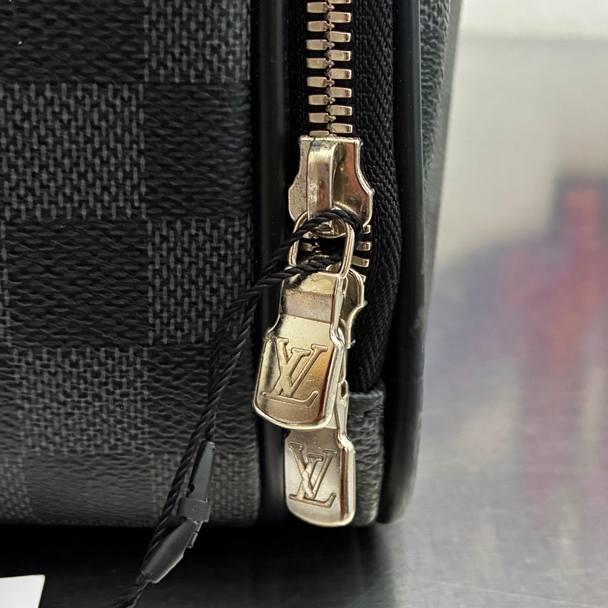 Louis Vuitton Icare Damier Graphit