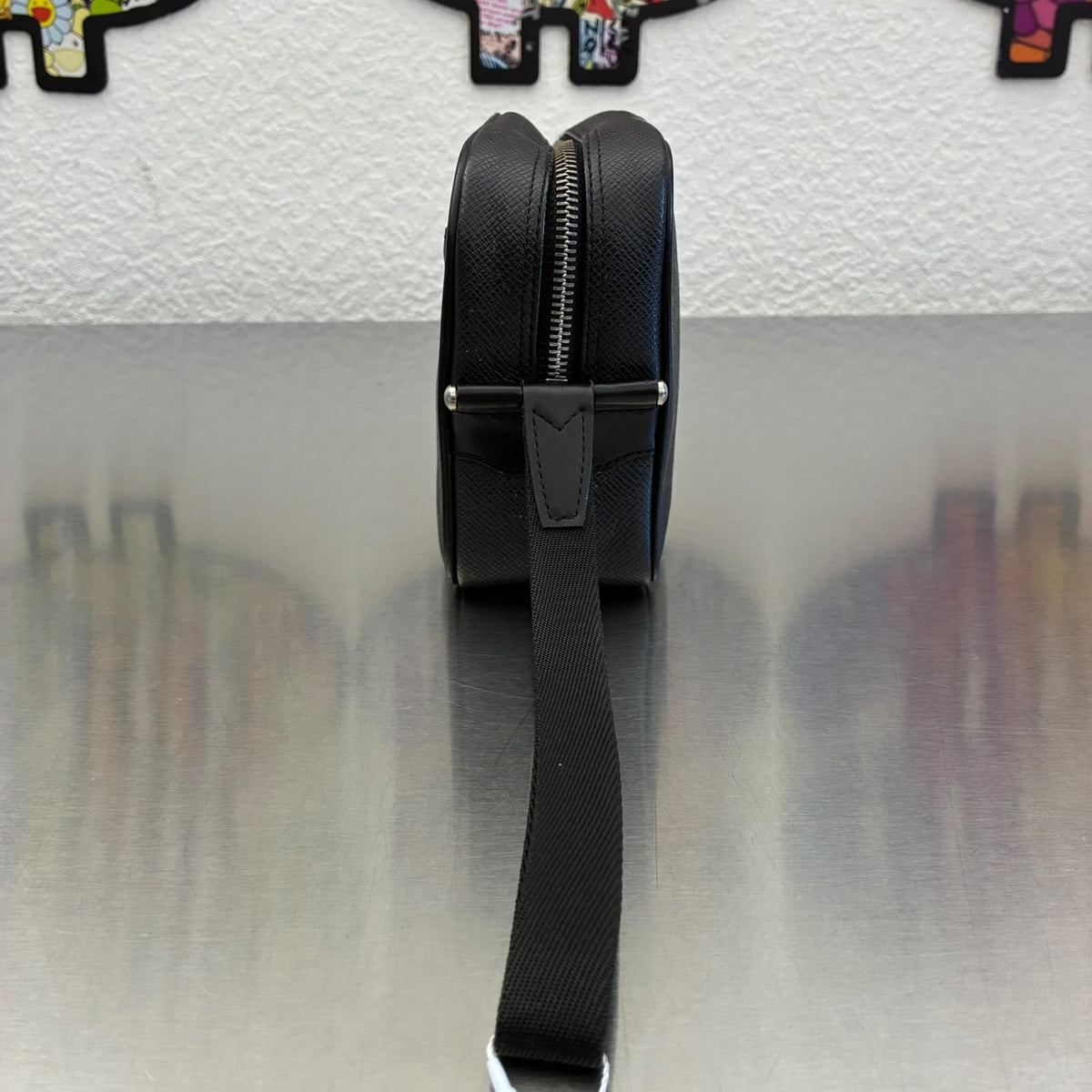 Louis Vuitton Karga Taiga