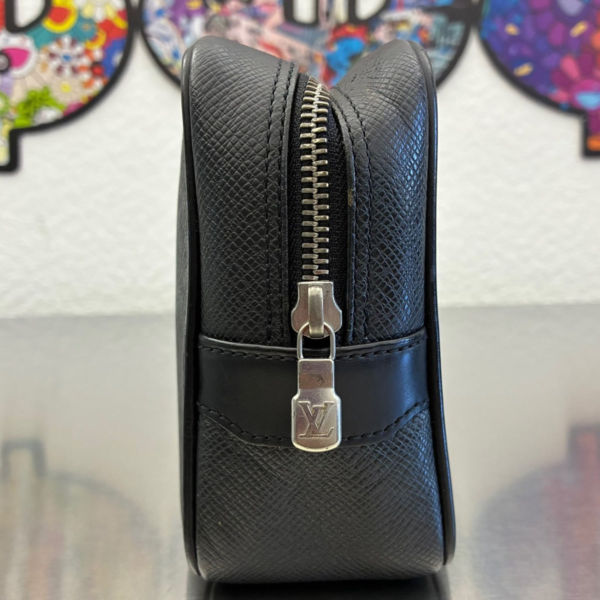 Louis Vuitton Karga Taiga