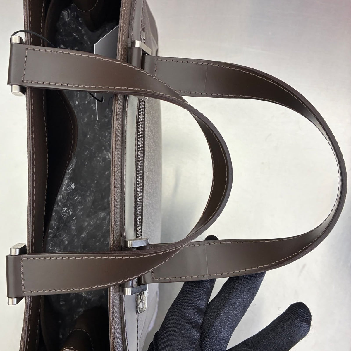 Louis Vuitton Kasbek PM Taiga