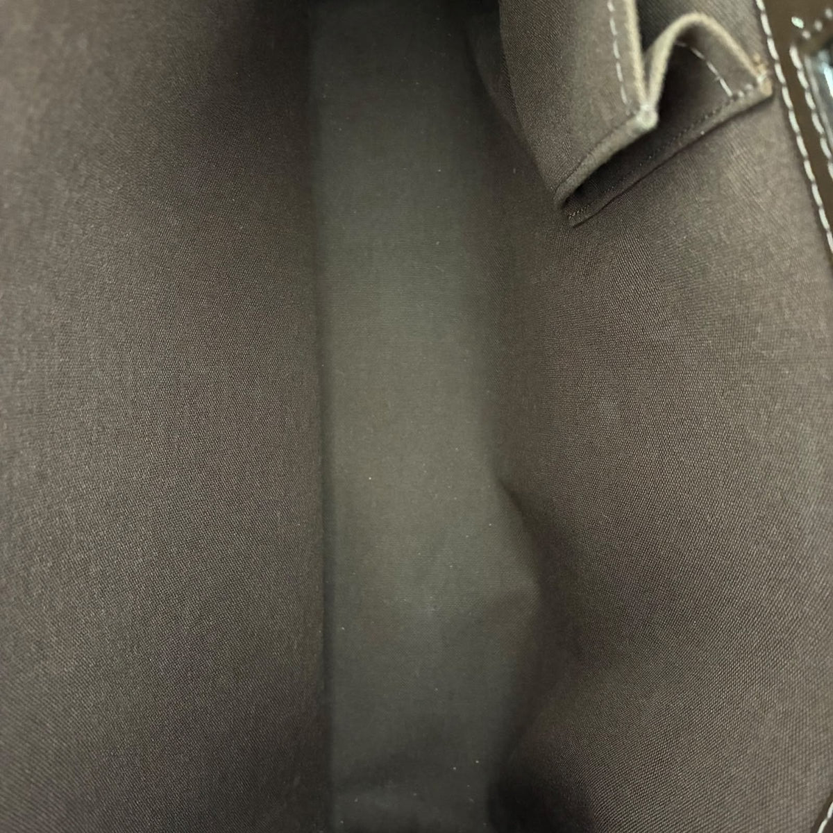 Louis Vuitton Kasbek PM Taiga