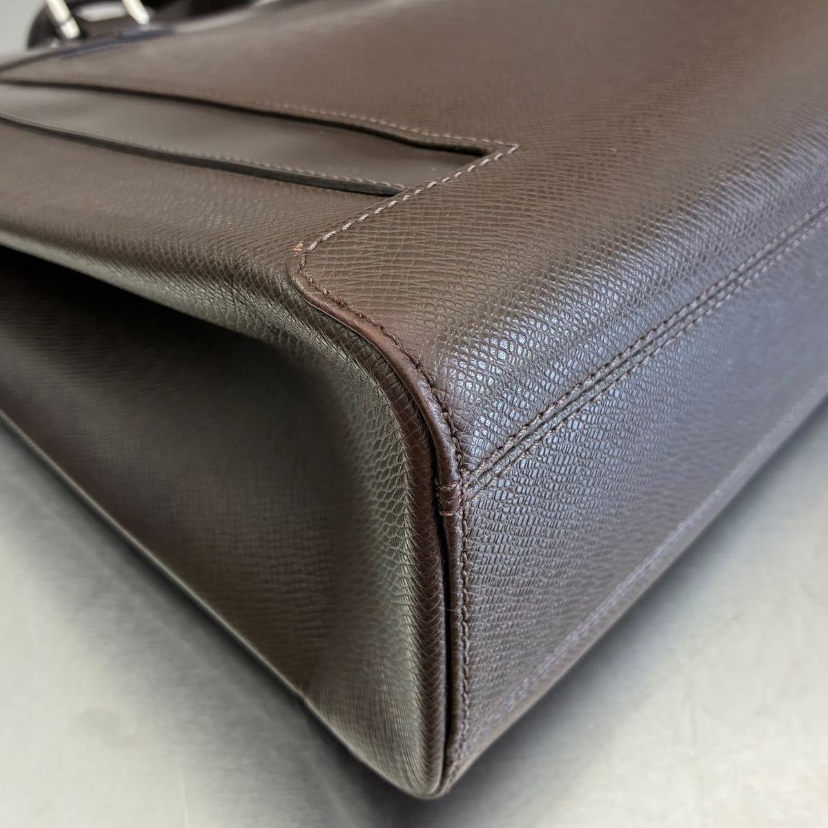 Louis Vuitton Kasbek PM Taiga