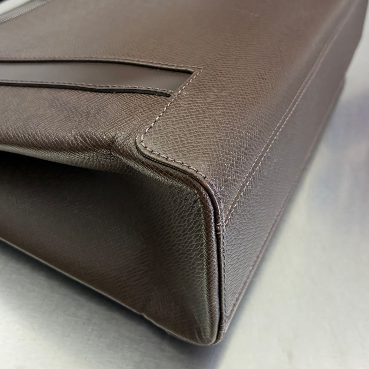 Louis Vuitton Kasbek PM Taiga