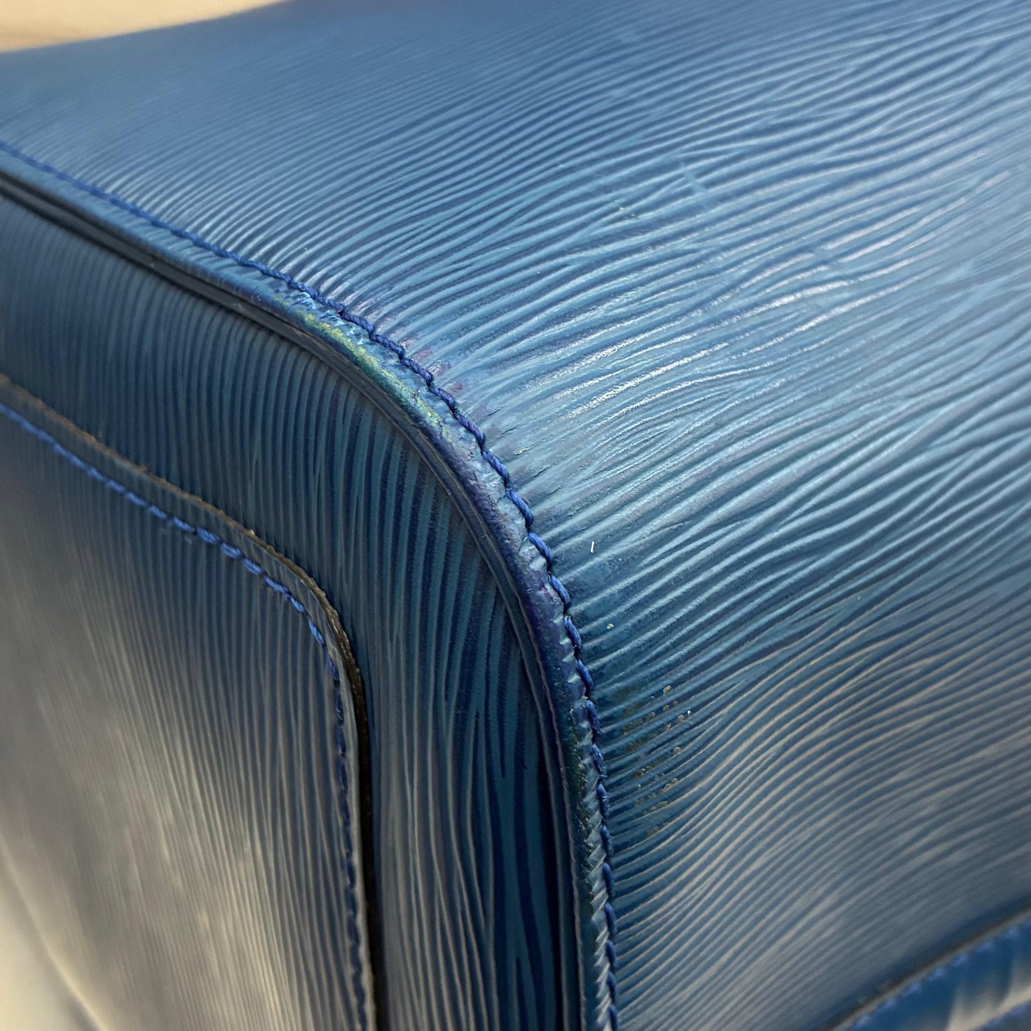 Louis Vuitton Keepall 45 Epi von 1992