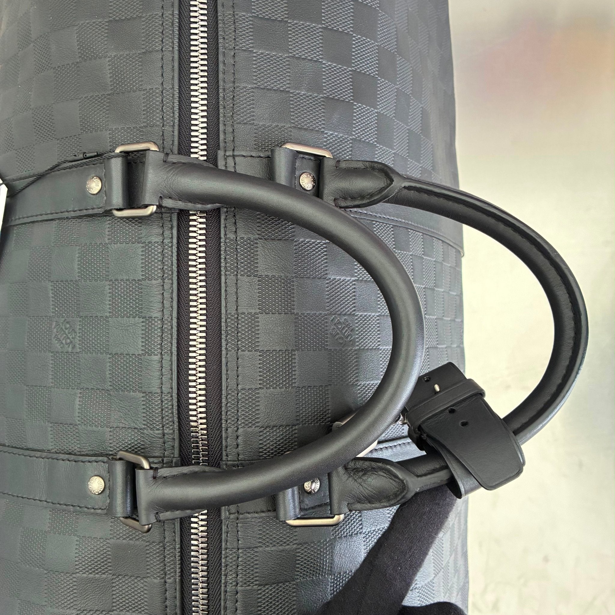 Louis Vuitton Keepall 55 Bandouliere Damier Infini