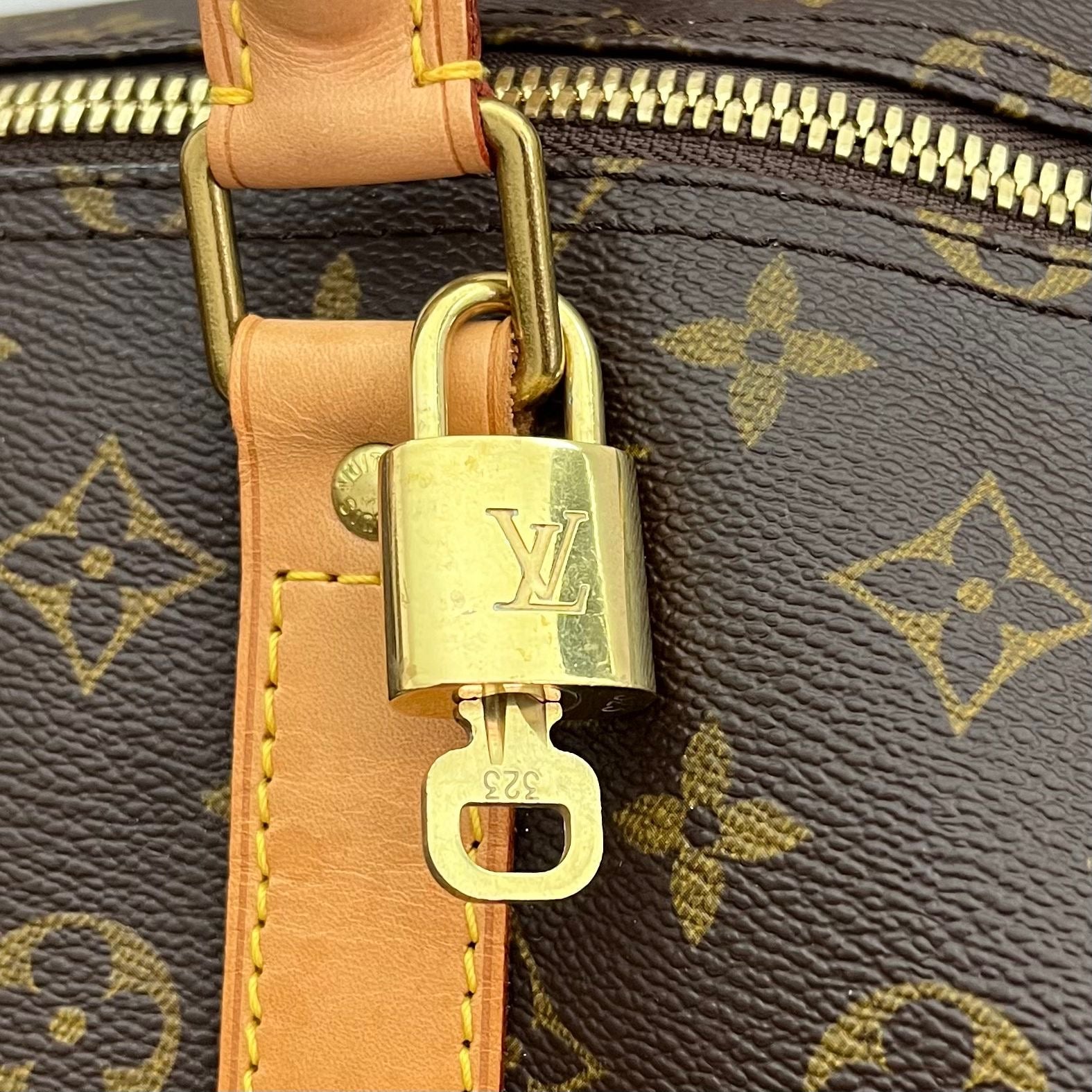 Louis Vuitton Keepall 55 Bandouliere Monogram