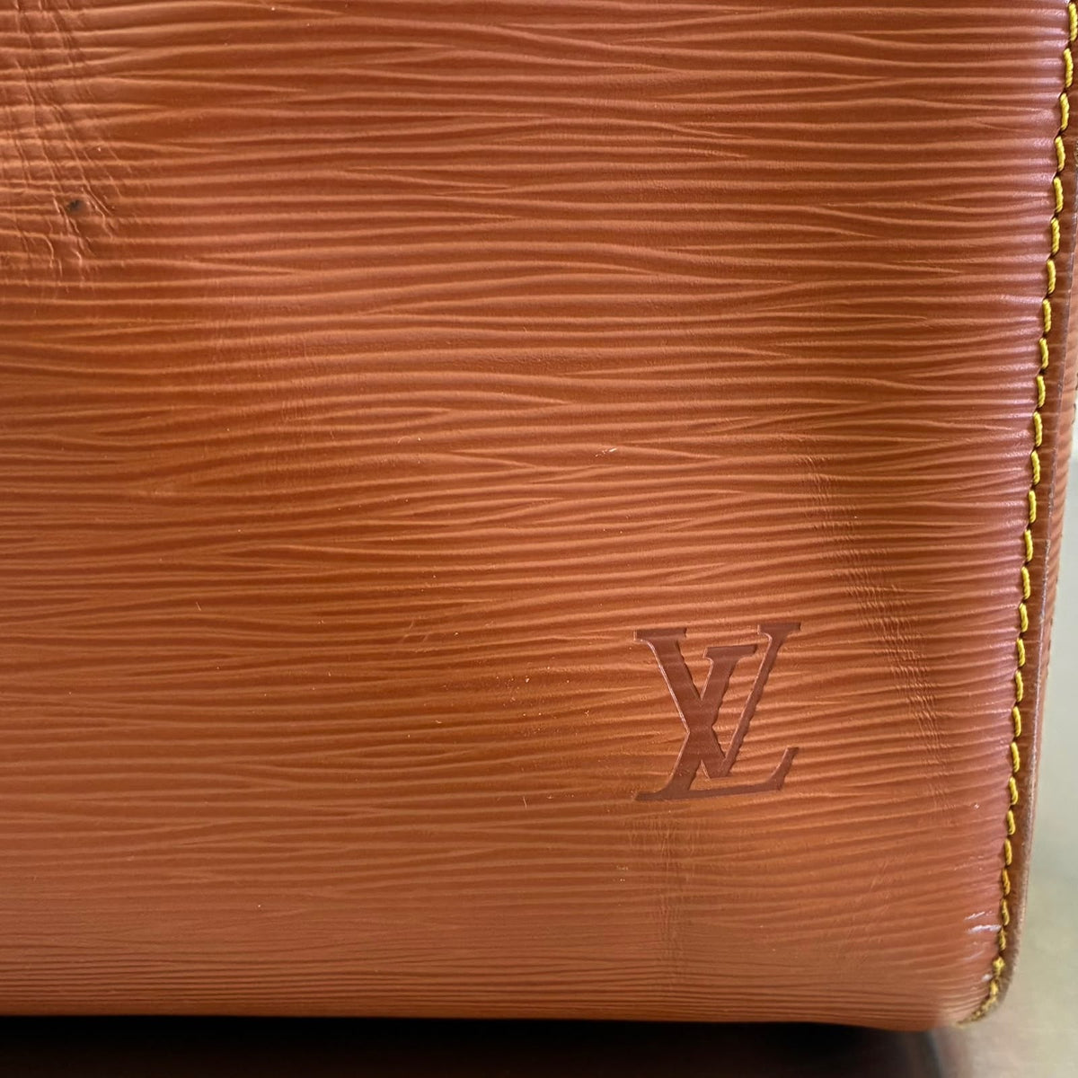 Louis Vuitton Keepall 55 Epi von 1996
