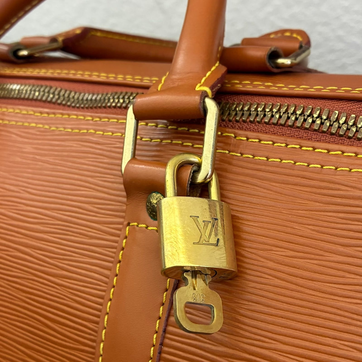 Louis Vuitton Keepall 55 Epi von 1996