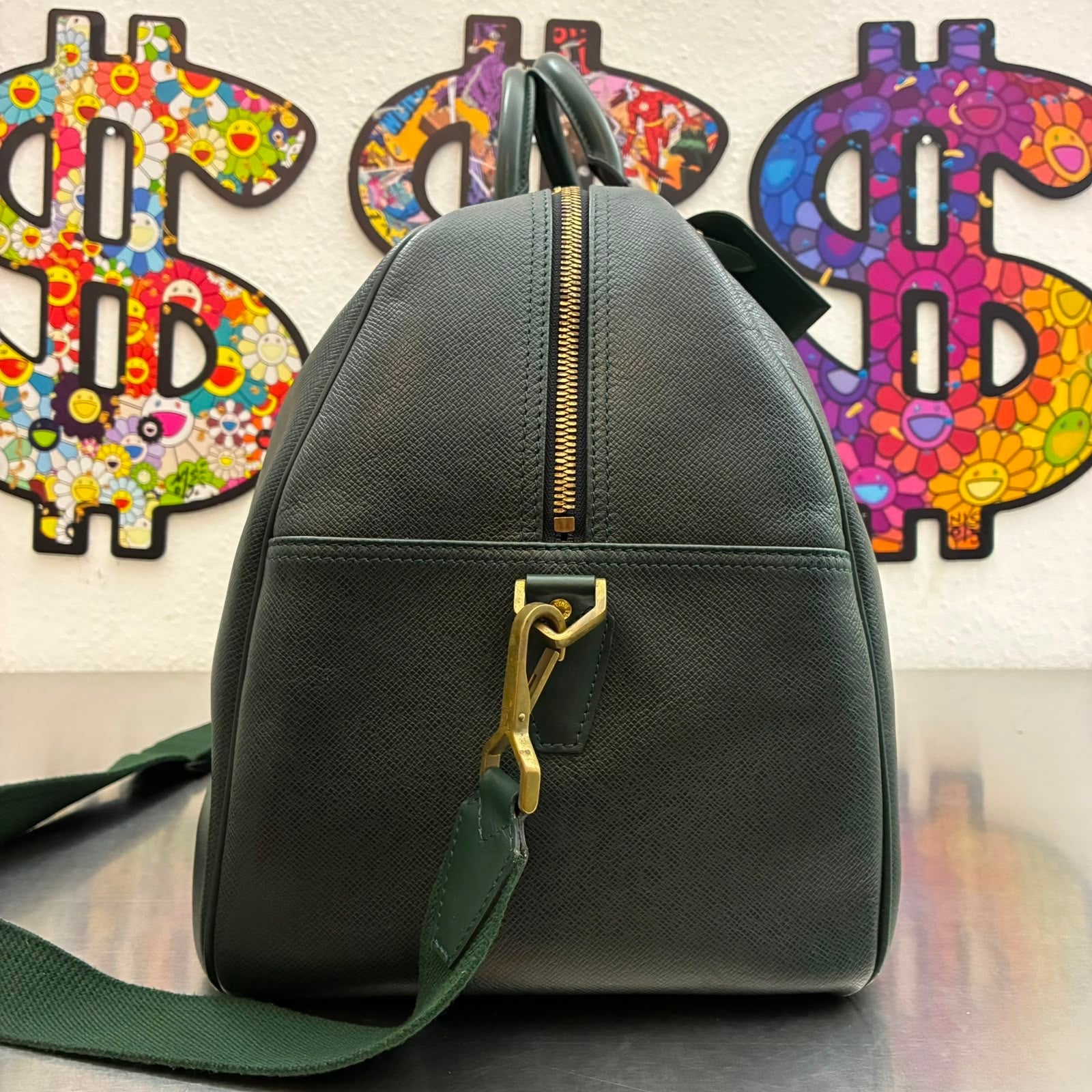 Louis Vuitton Kendall GM Taiga