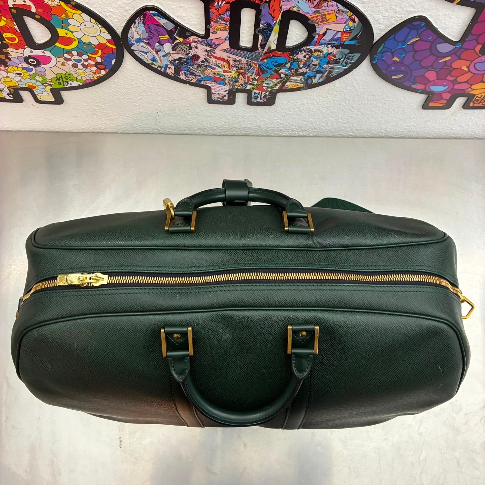 Louis Vuitton Kendall GM Taiga