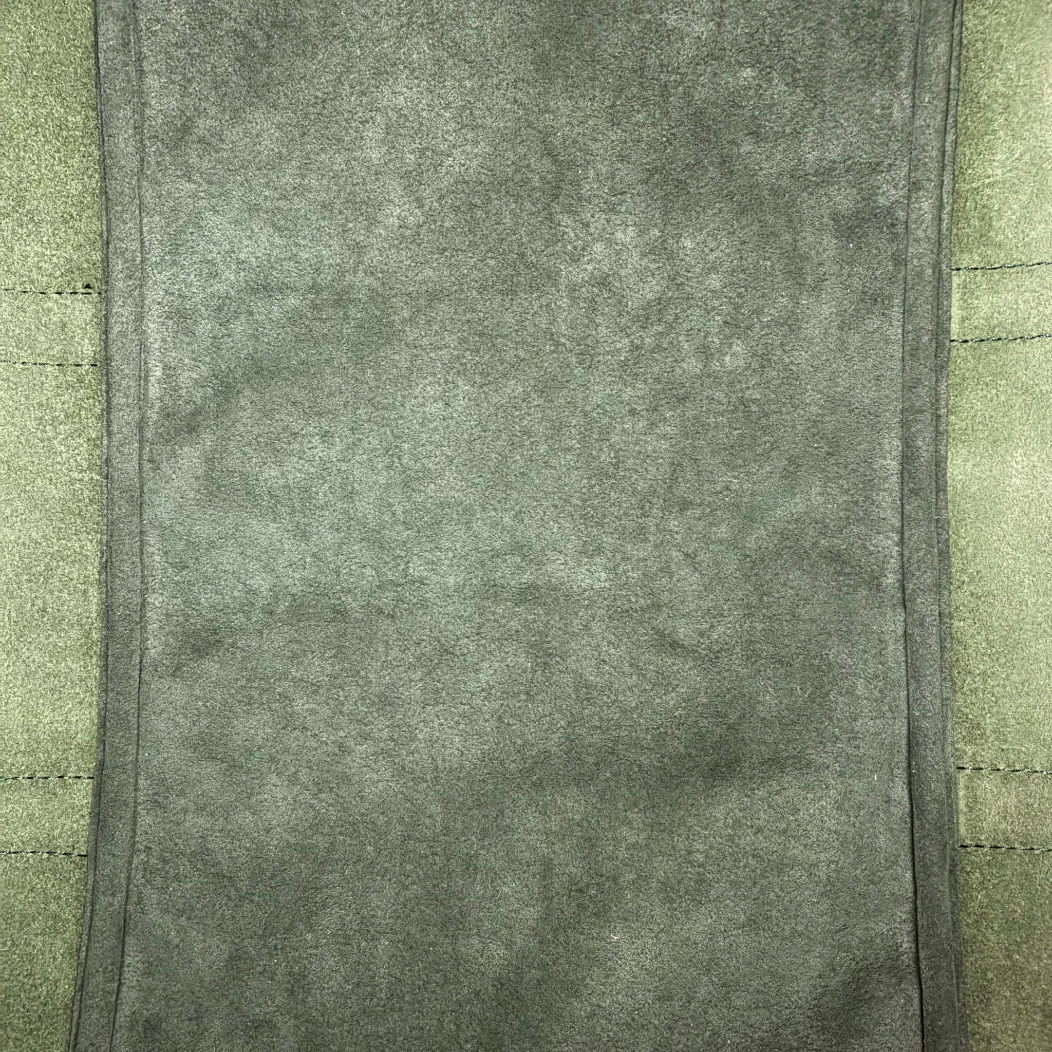 Louis Vuitton Kendall GM Taiga