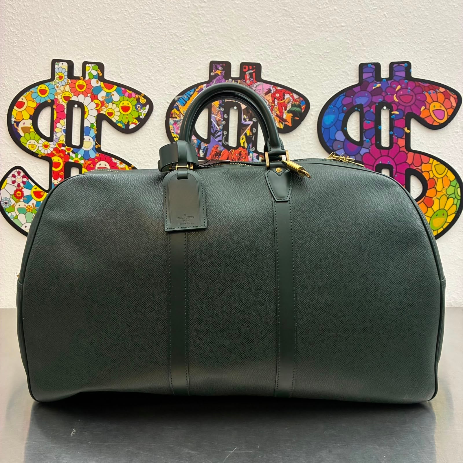 Louis Vuitton Kendall GM Taiga