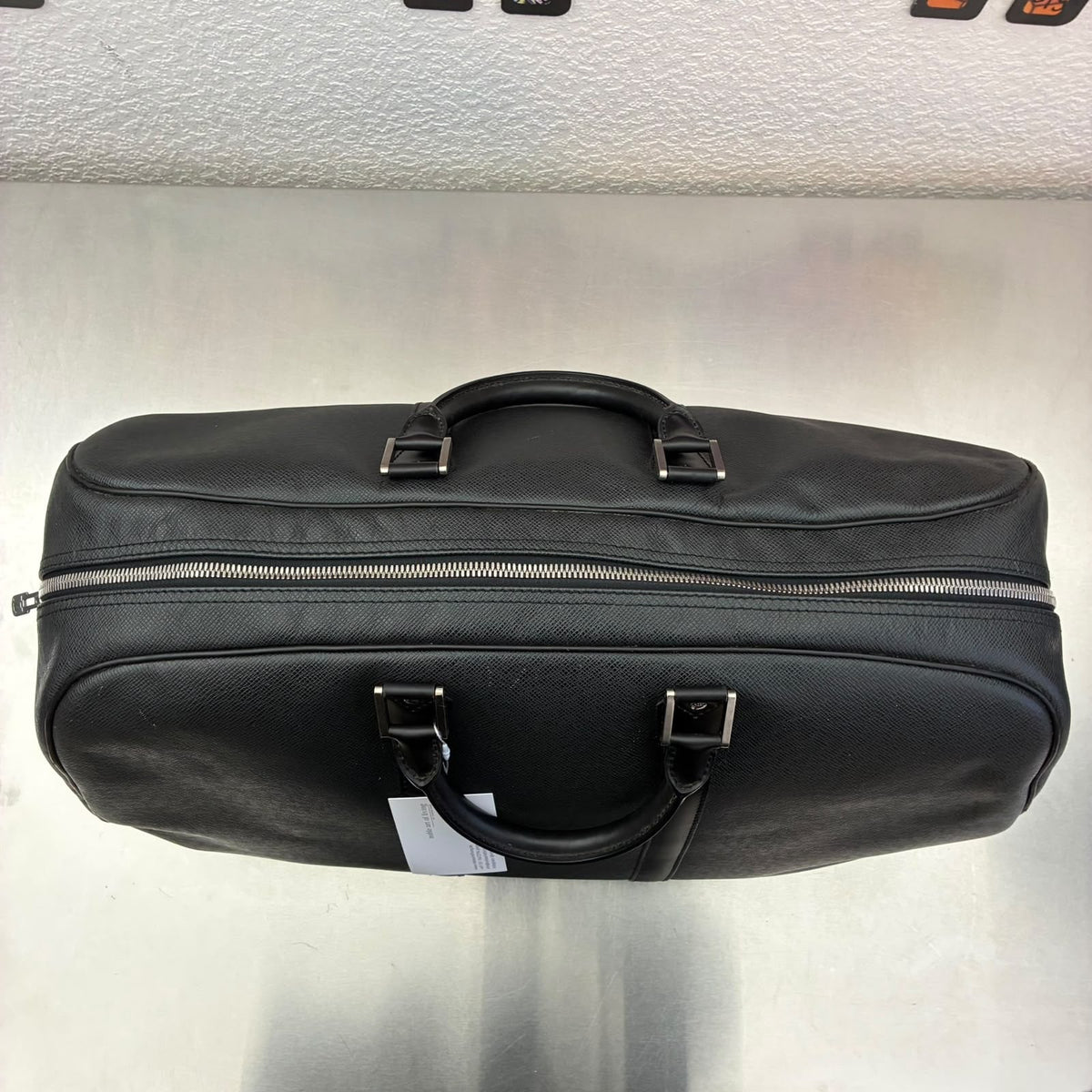 Louis Vuitton Kendall GM Taiga