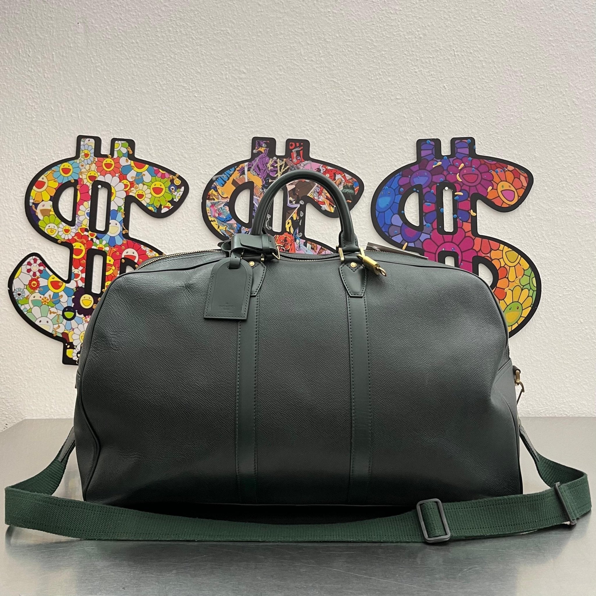 Louis Vuitton Kendall GM Taiga
