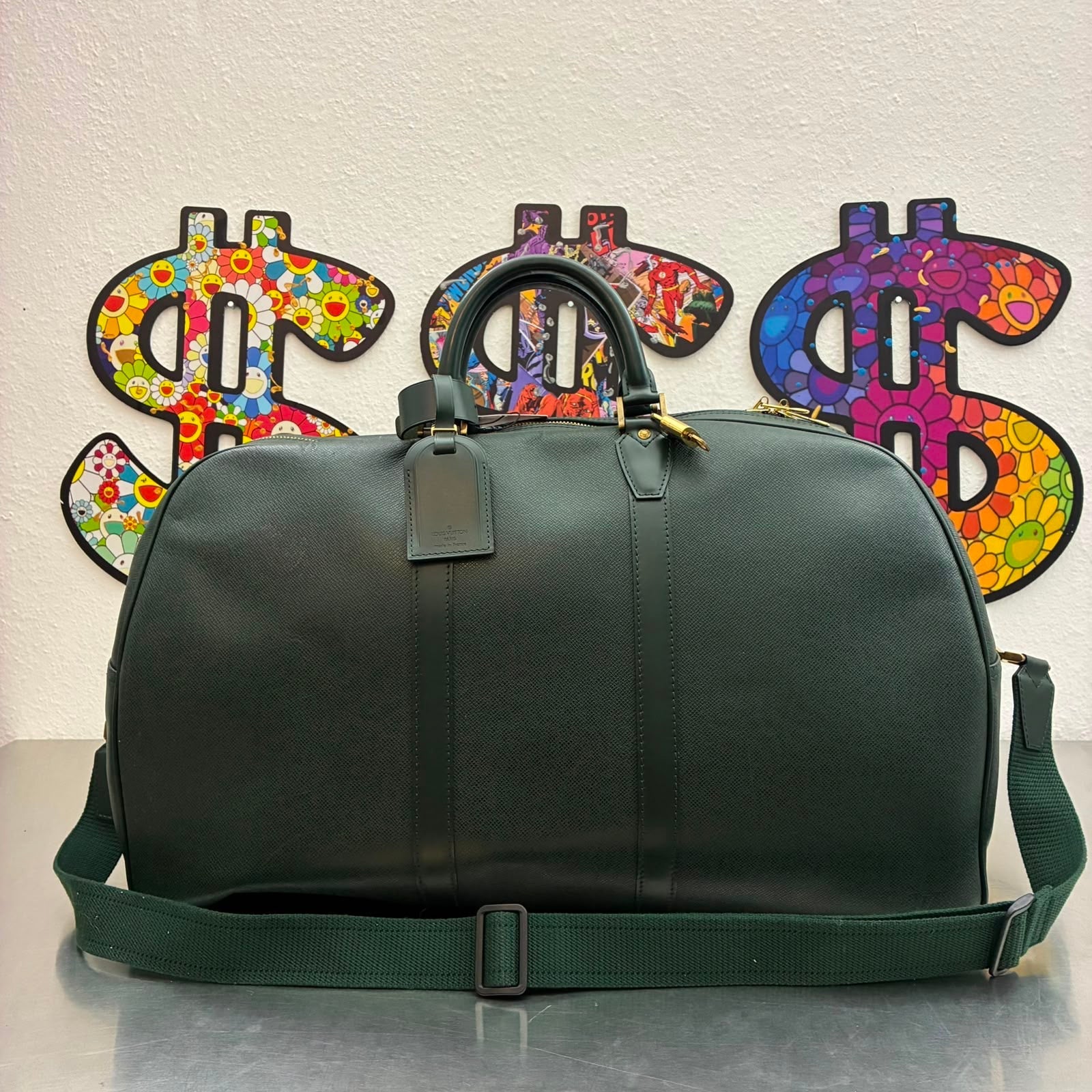 Louis Vuitton Kendall GM Taiga
