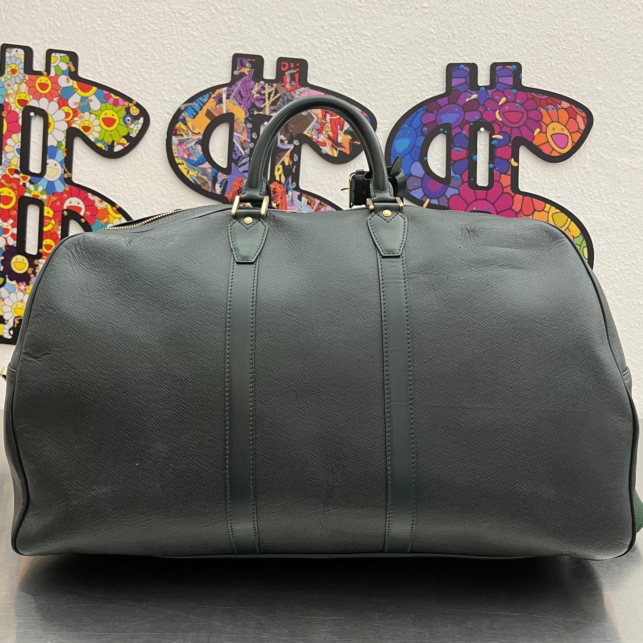 Louis Vuitton Kendall GM Taiga