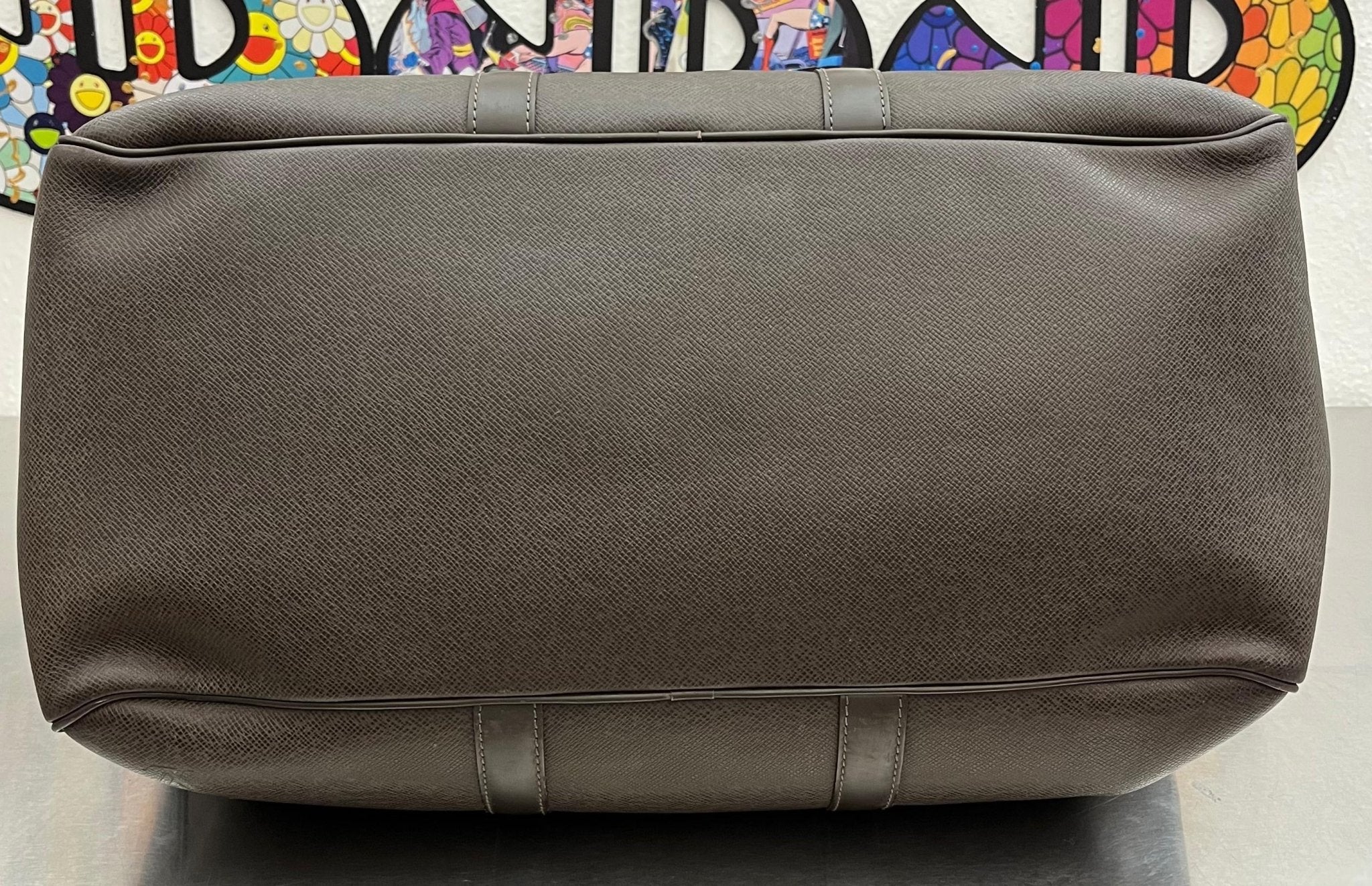 Louis Vuitton Kendall PM Taiga