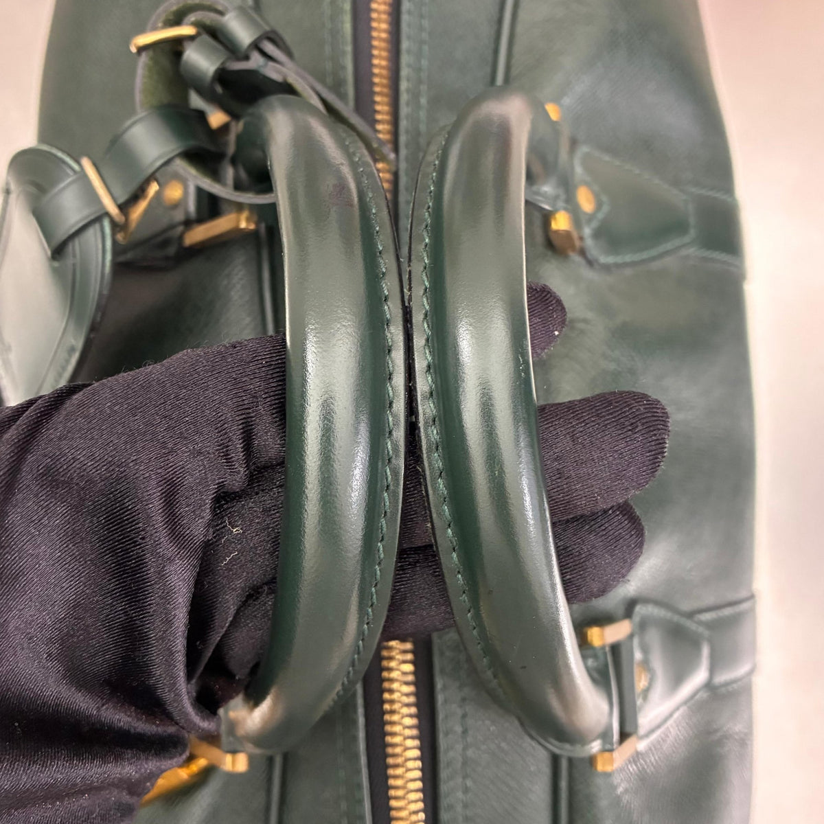 Louis Vuitton Kendall PM Taiga
