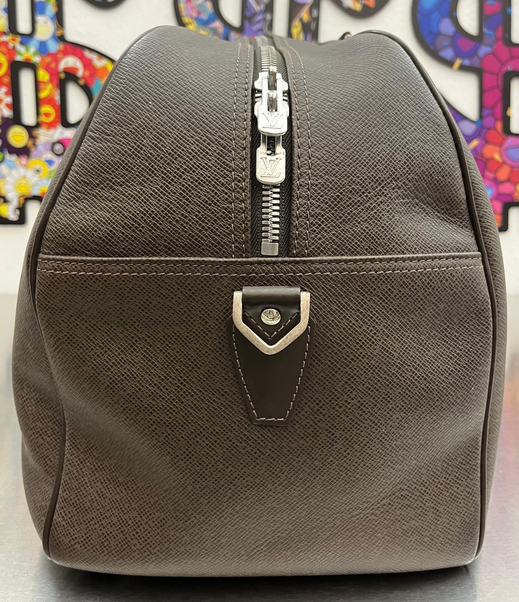 Louis Vuitton Kendall PM Taiga
