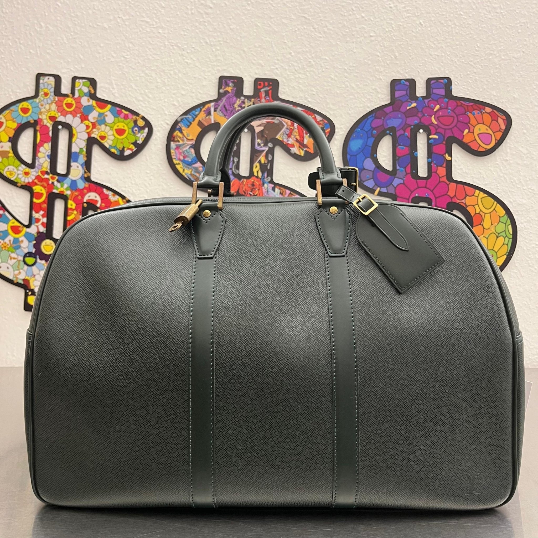 Louis Vuitton Kendall PM Taiga