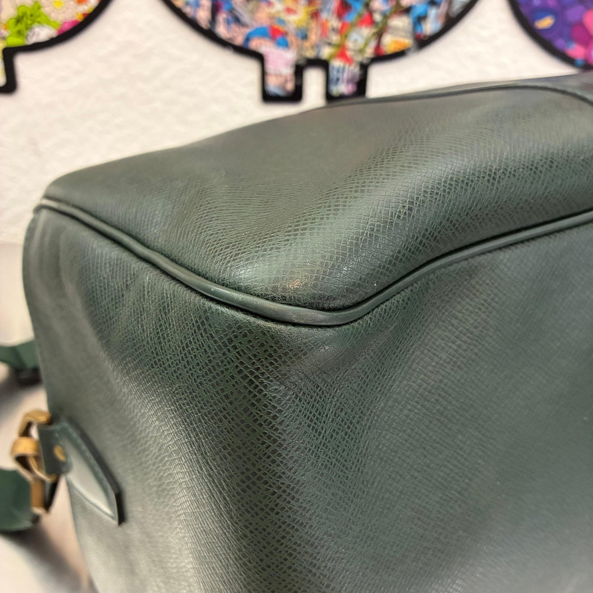 Louis Vuitton Kendall PM Taiga