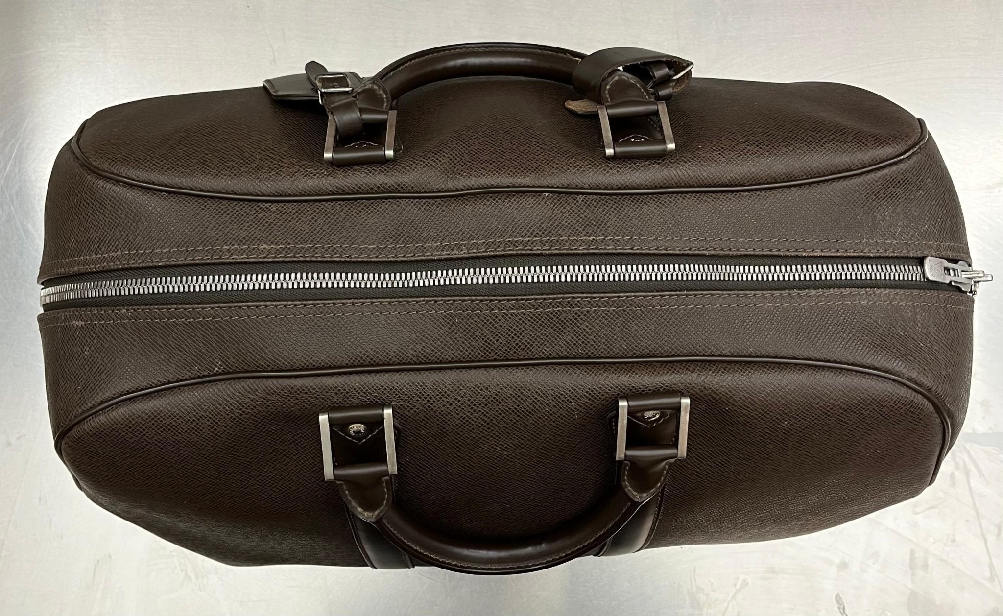 Louis Vuitton Kendall PM Taiga