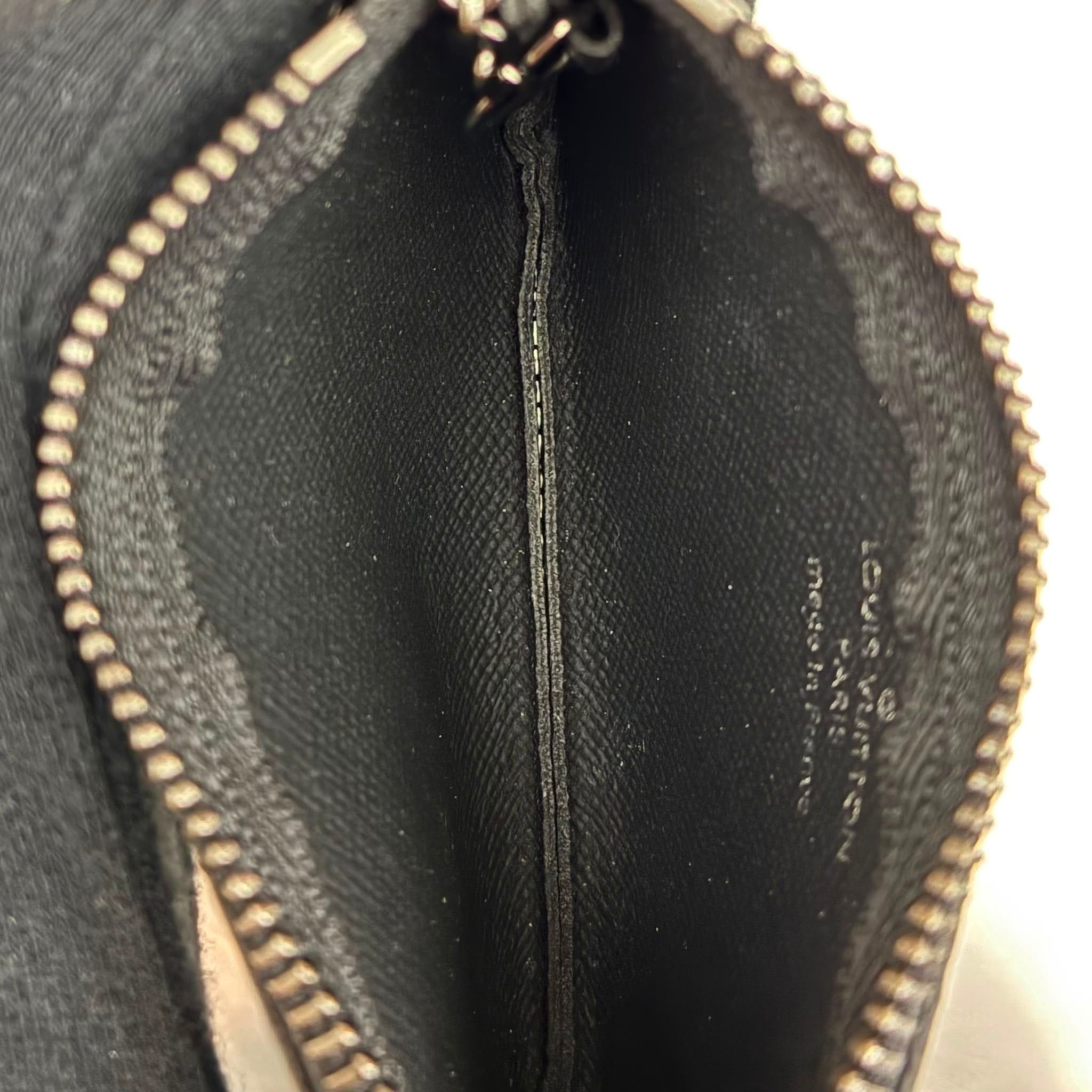 Louis Vuitton Key Pouch Monogram Eclipse / Eclipse Reverse
